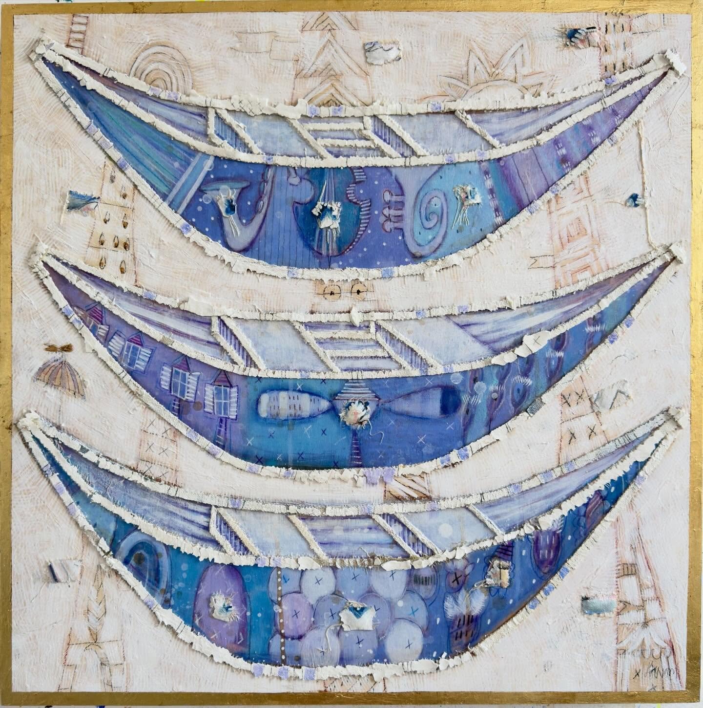 Two new smaller pieces with a Spring feel  24x24 (blue boats) and 20x20 (birds) just hit our website. Message us for details or check onto our new website and buy online #gretchenwellerhoward