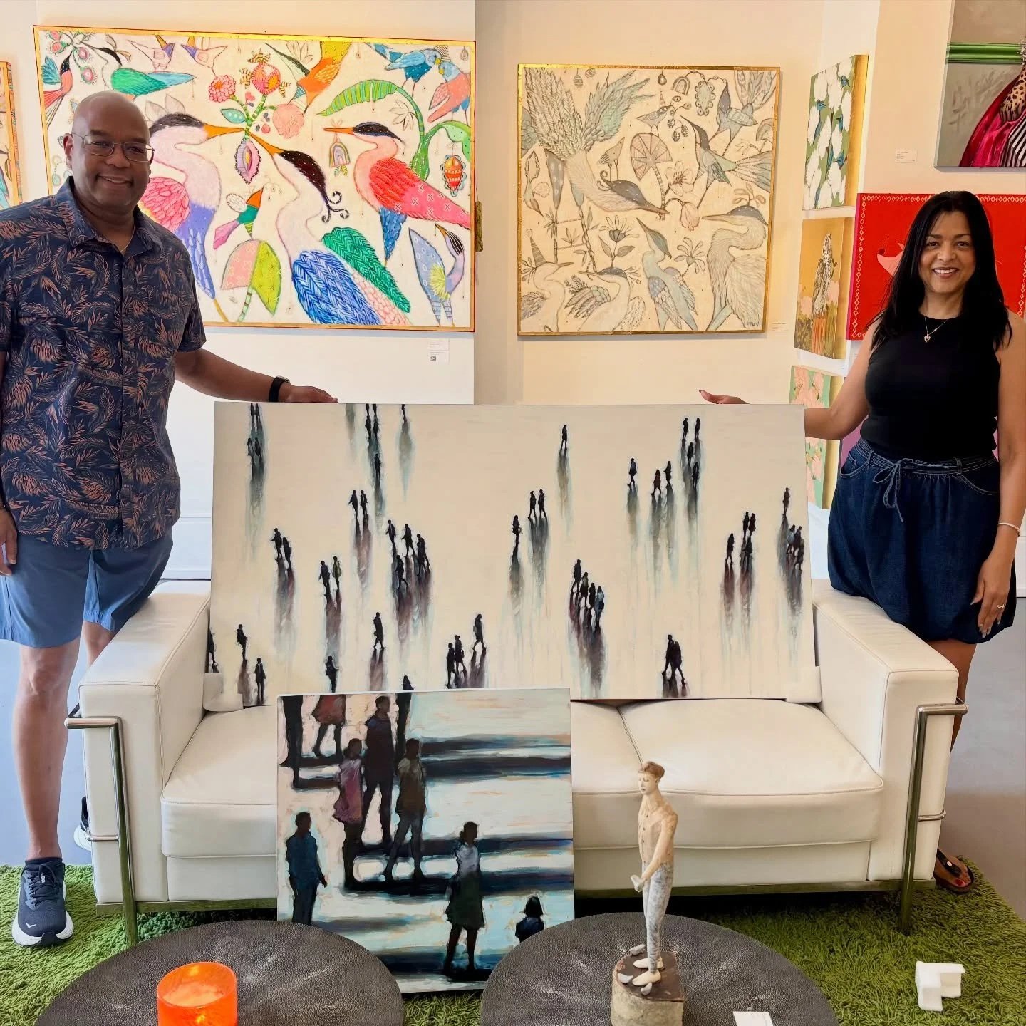 The best part of the job 🧡 Connecting the right pieces with the right collectors.