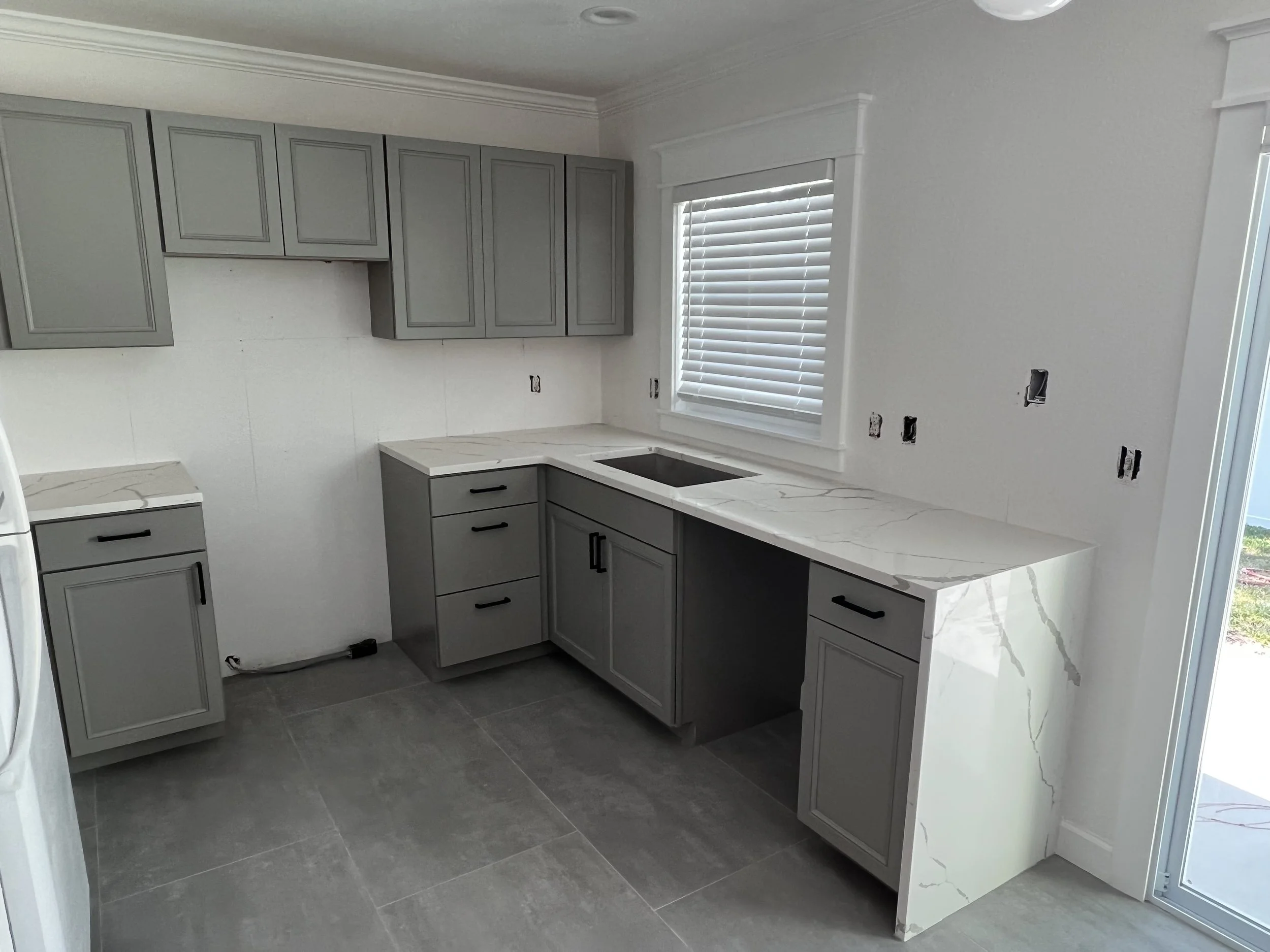 MSI Calacata Laza Quartz Kitchen Countertop with Watefall