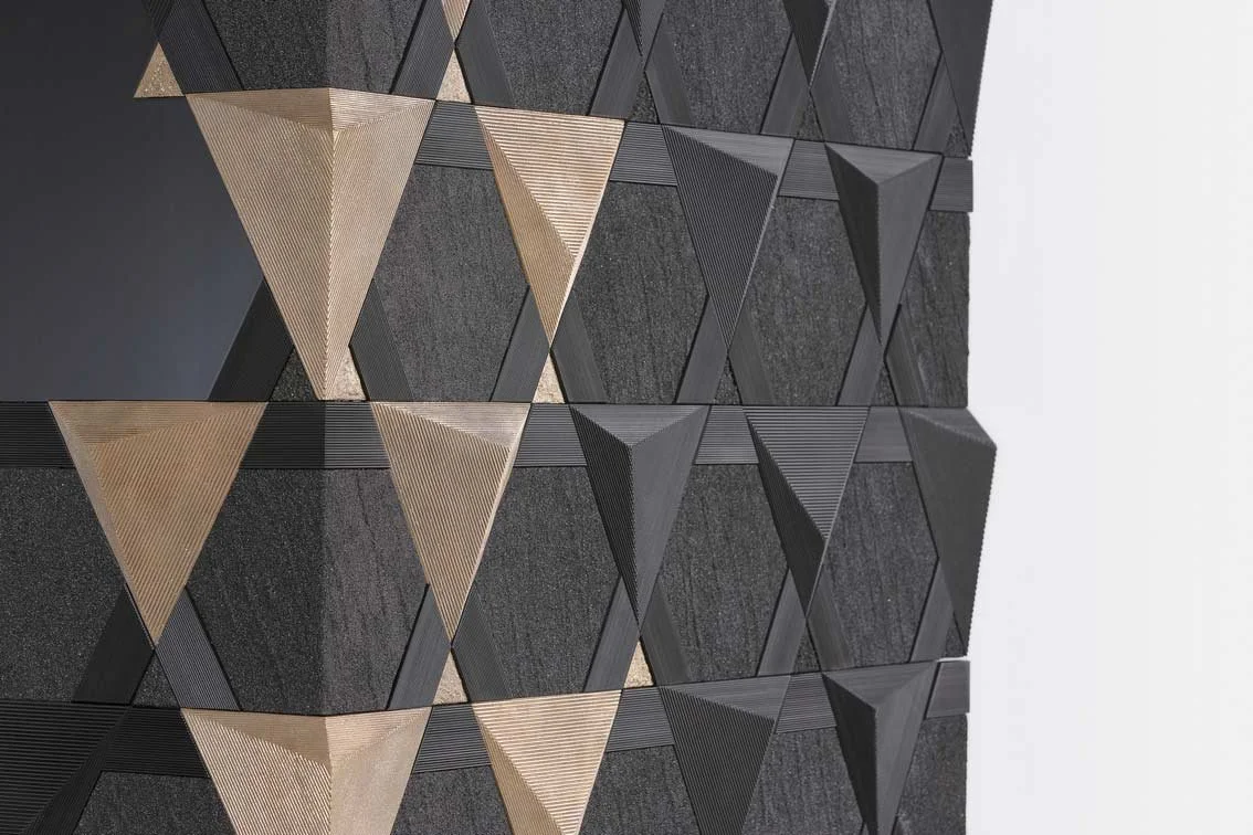 Jean-Luc-LE-MOUNIER---ORIGAMI-2web.jpg