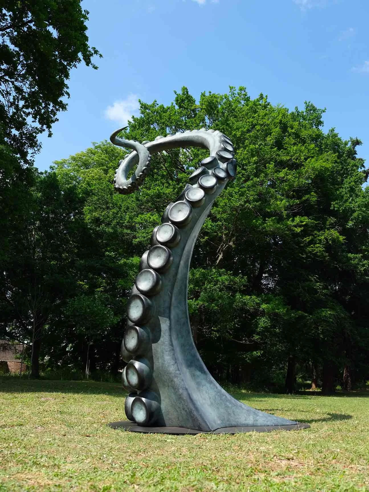TENTACULE,h400x200X120cm,dinanderie,2020web.jpg