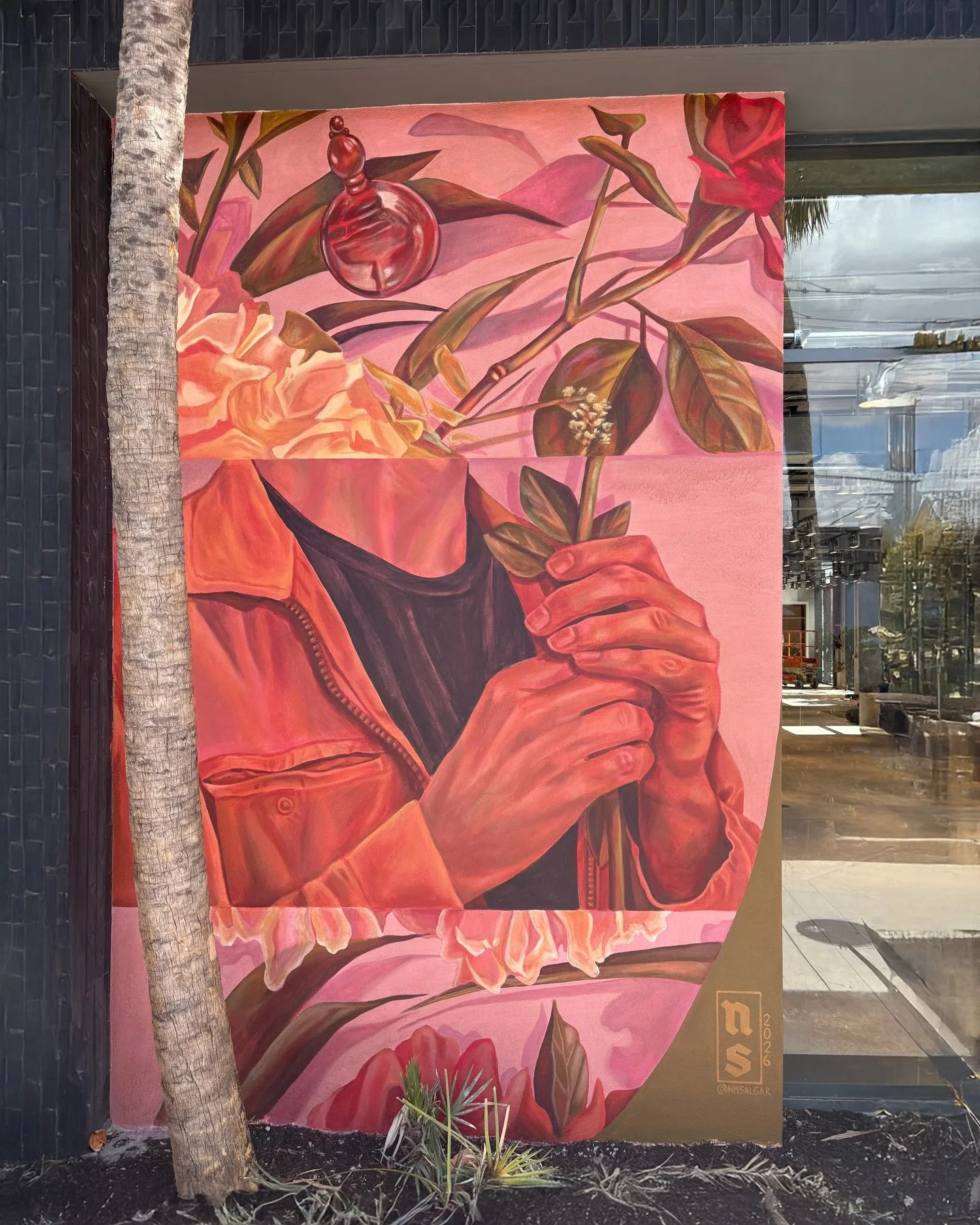 &ldquo;Lo que permanece&rdquo;
This mural begins in stillness.

The human figure feels suspended in time,
while the surrounding elements continue to move.

It explores the overlap between presence and memory &mdash;moments where the past lives alongs