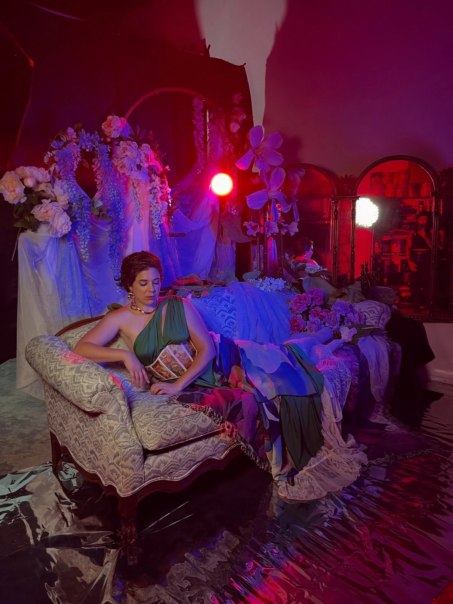 It&rsquo;s been a year since this shoot 🌹⛓️❤️

Last year I did a photoshoot with the best group of creatives. The images from this shoot became the reference for my mural at the Salvador Dal&iacute; Museum.

I led the art direction, styling, and ove