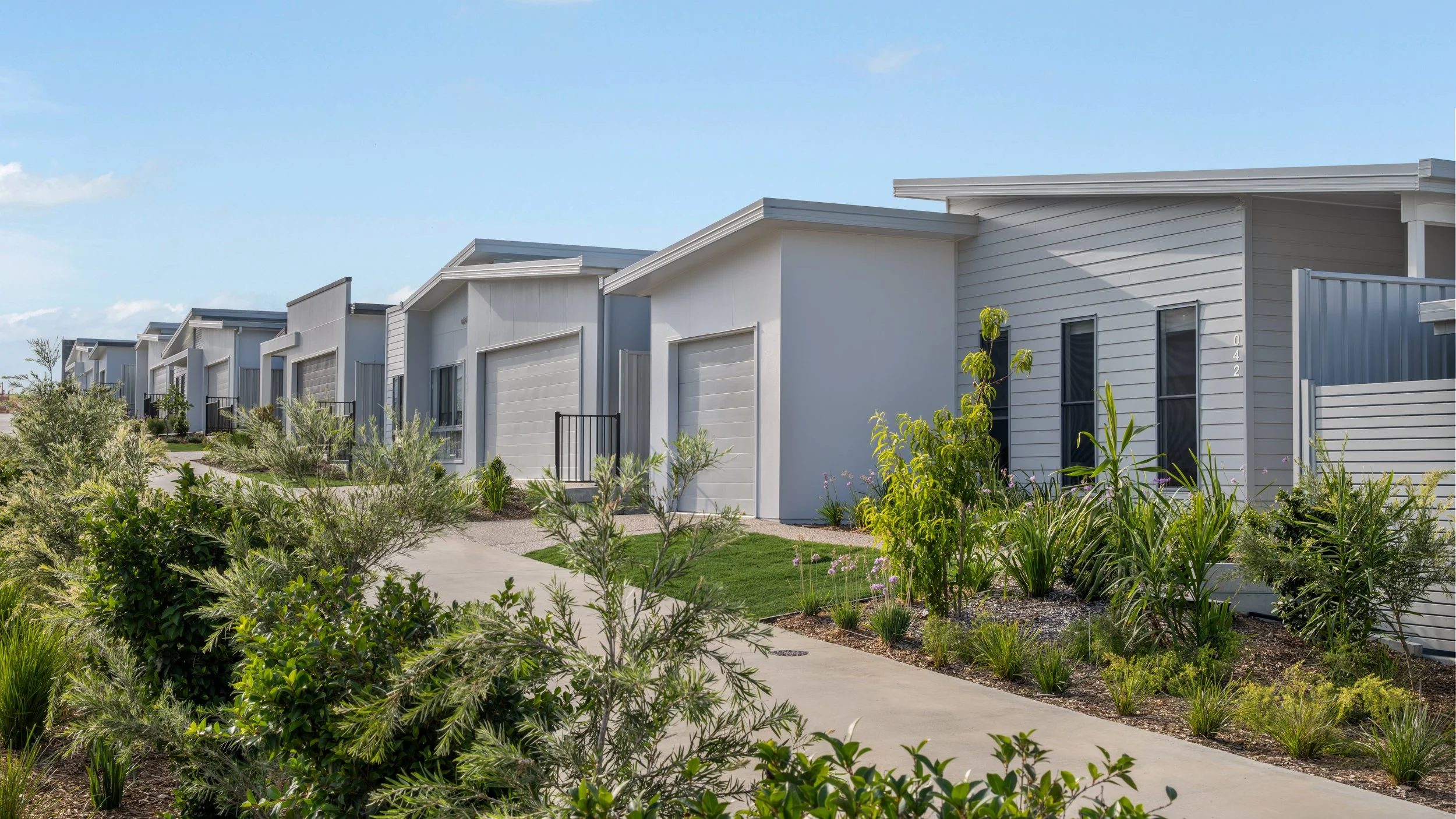 Land Lease vs Traditional Home Ownership