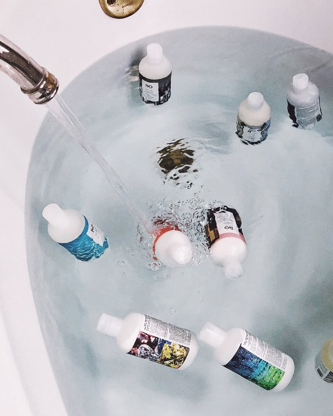 Not sure which R+Co shampoo and conditioner is best for your unique hair needs? ✨ Swipe to find out more about our favorites and who they work best for!

Whether you&rsquo;re looking for volume, hydration, frizz control, or color protection, we&rsquo
