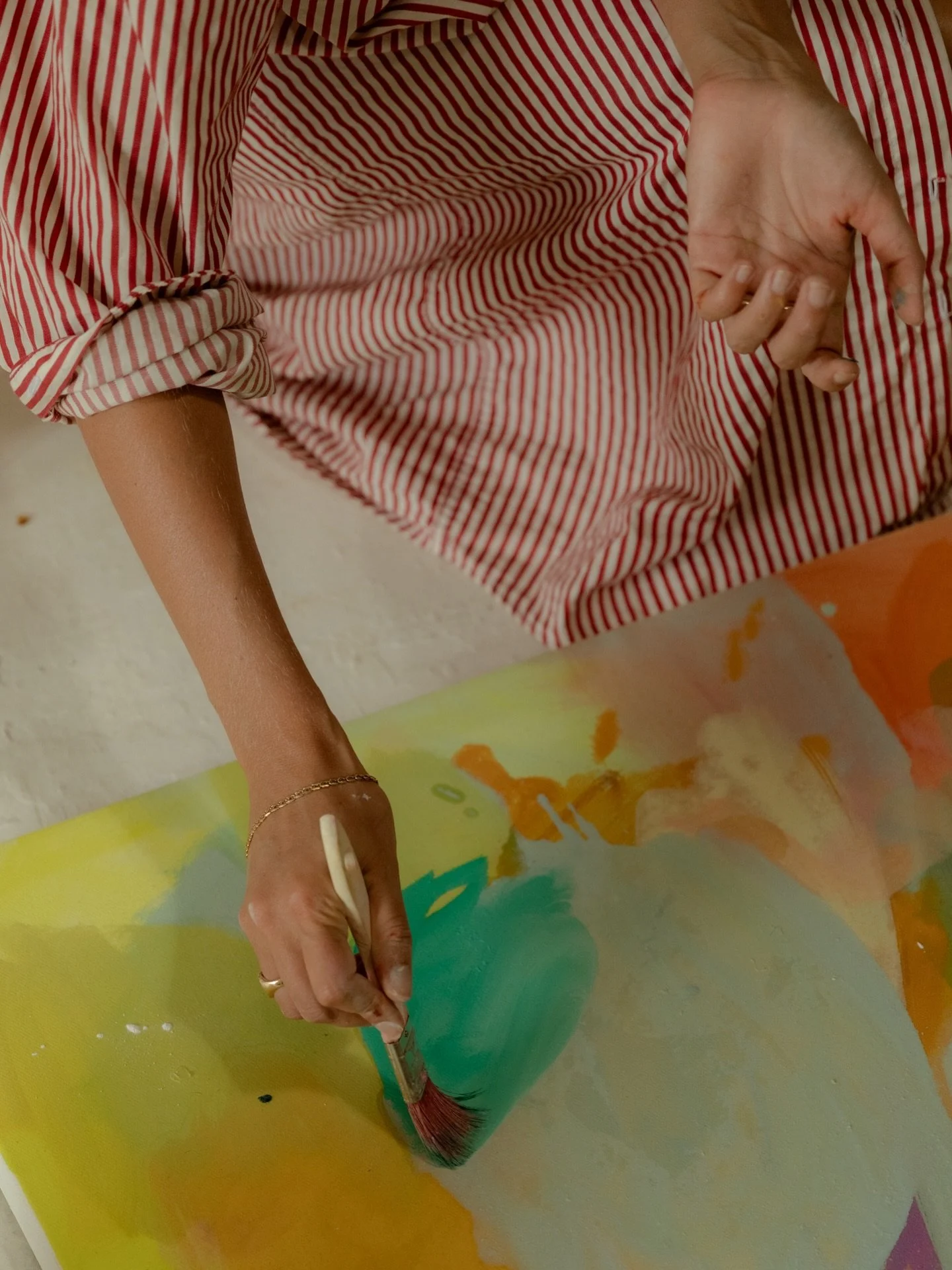 Strokes and hands of Sara Darling. 

Coming soon to the journal.