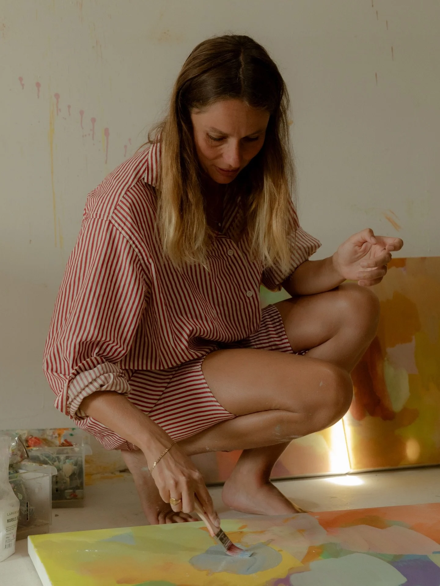 Edition 03 now live on the journal. Our conversation with the beautiful, Sara Darling 🤍 

Sara has an ease about her that translates effortlessly onto her canvas. Her paintings evoke a sense of warmth and softness expressed through layer upon layer 