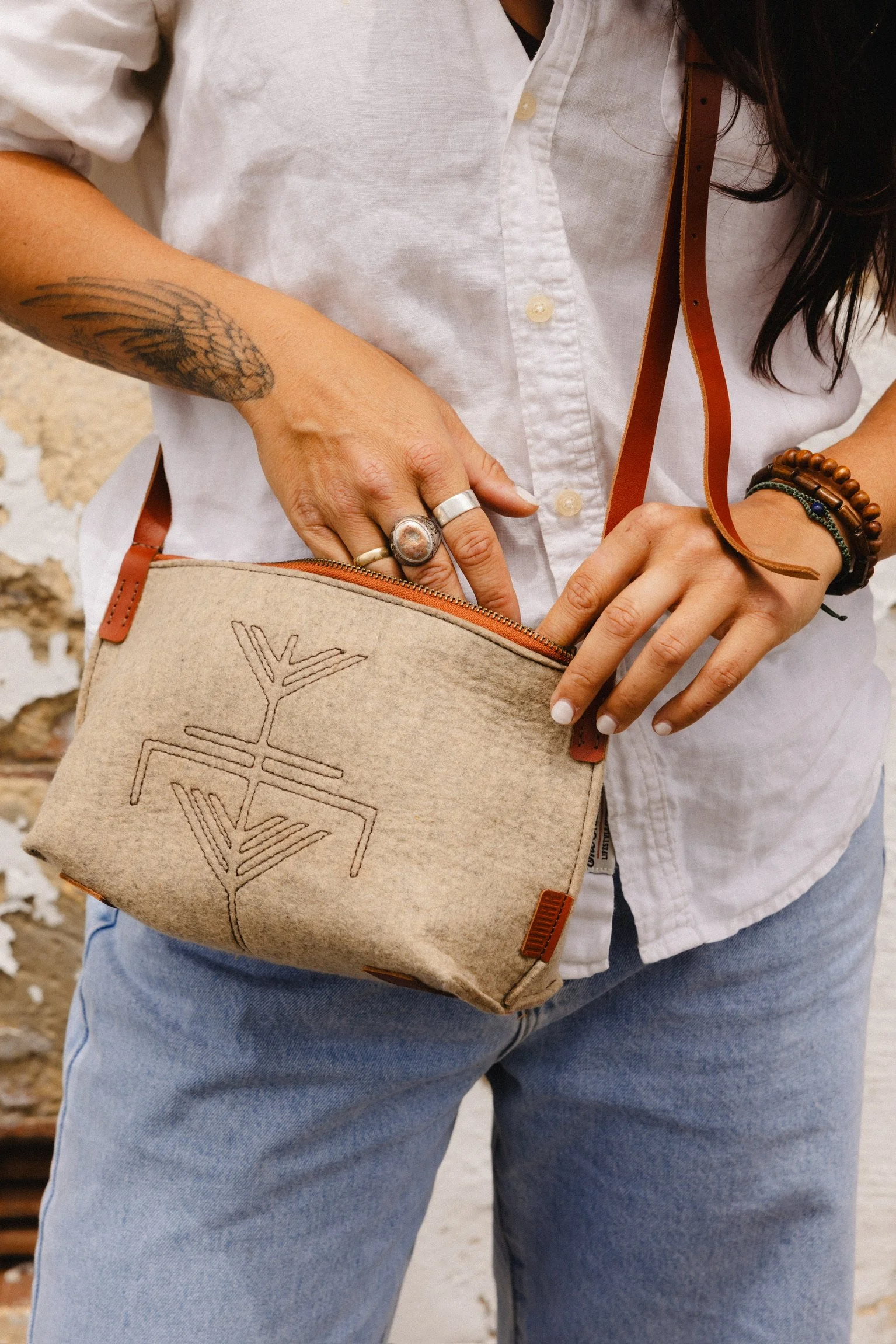 AZIZA Cross Body Bag - Natural