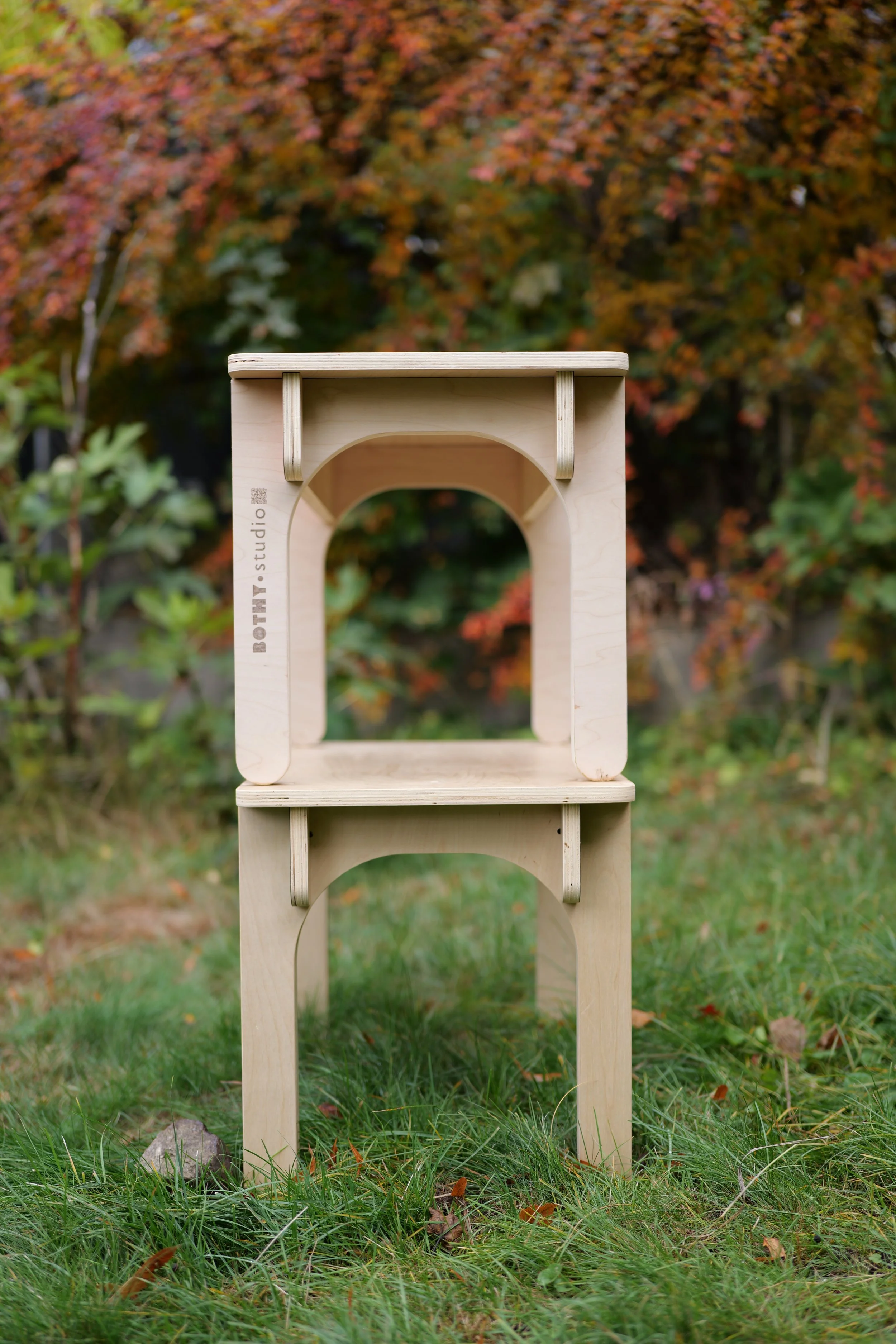 Website_lookbook_two bum bold.JPG