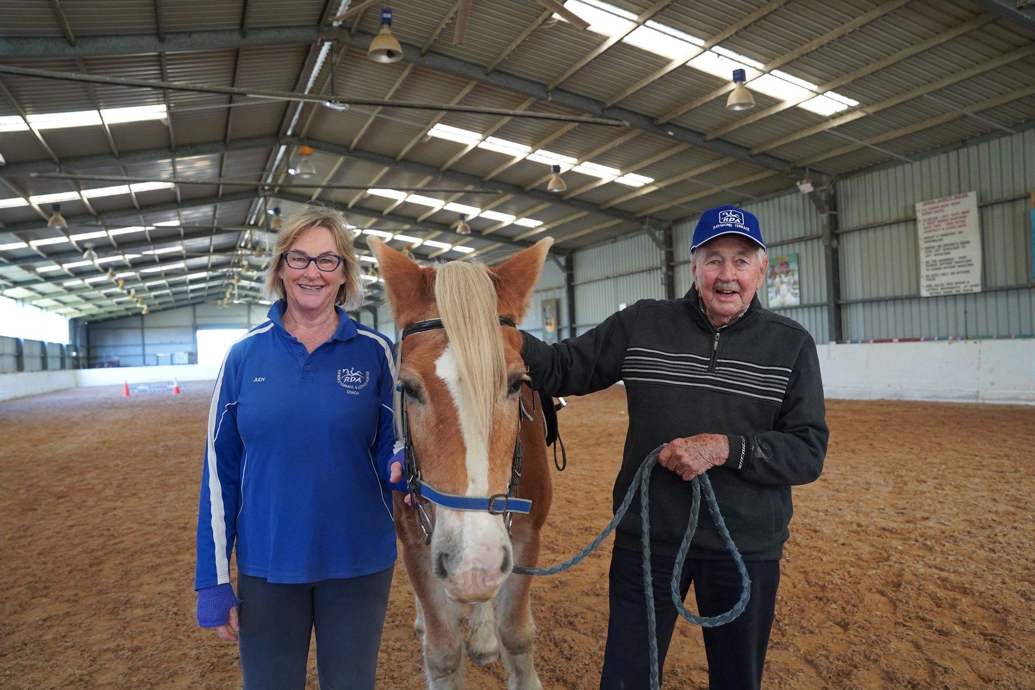 The bigger the smile for the kids, the better right? Here's Norm Burton Snr at one of our very special Burton Community Partnerships, RDA Raymond Terrace & Lower Hunter. The work they do across the community is exceptional.
#BurtonAutomotive #T