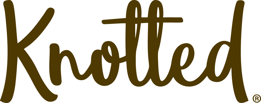 Cafe Knotted cursive wordmark