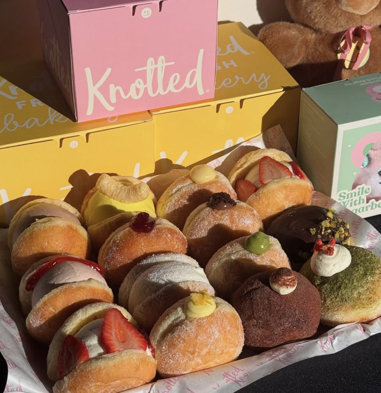 Cafe Knotted Cream-Filled Donuts