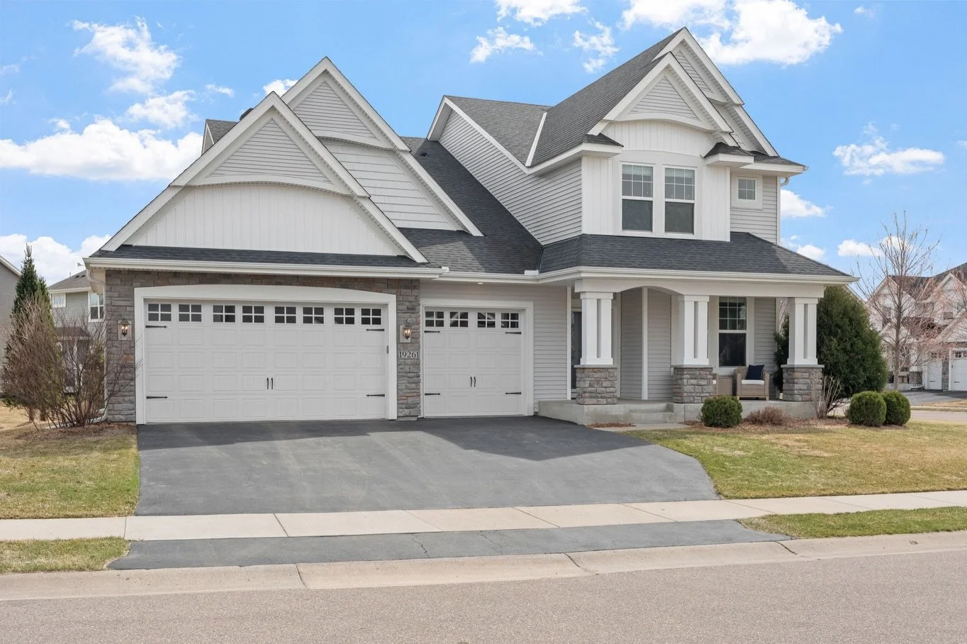 For Sale in CORCORAN
5BD / &nbsp;4BA / &nbsp;3CAR

Spacious, sun-filled, and beautifully maintained&hellip;your next chapter starts here!

Why you&rsquo;ll love it:
&bull; Main level office, formal dining, &amp; large living room w/ custom built-ins 