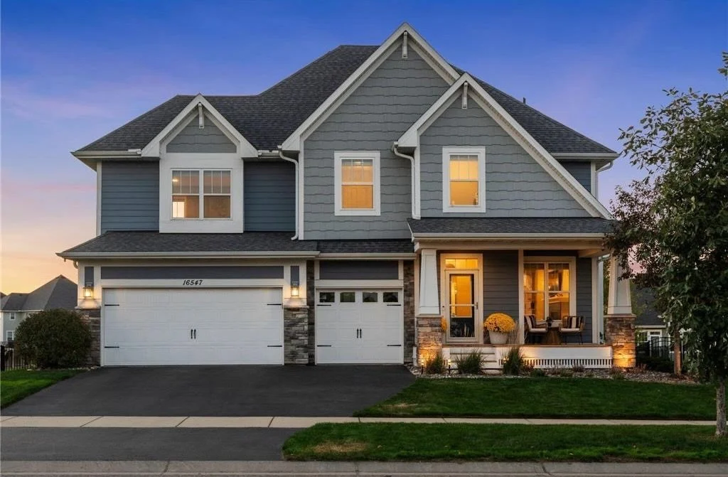 For sale in Lakeville

5 bed/4 bath/3 car

This gorgeous home, located in the sought after Spirit of Brandtjen Farm neighborhood, is only available due to relocation! 

Why you&rsquo;ll love it:
-Walking distance to East Lake Elementary and the neigh
