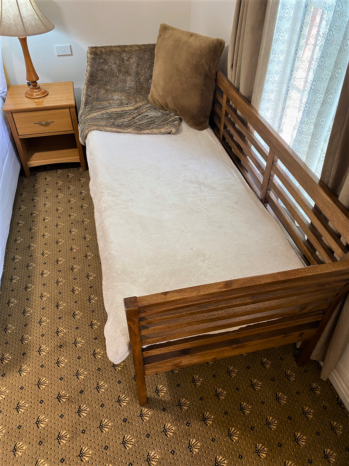 Two Bedroom Day Bed colour fix.png