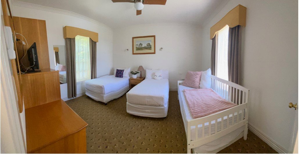 Family Room.jpg