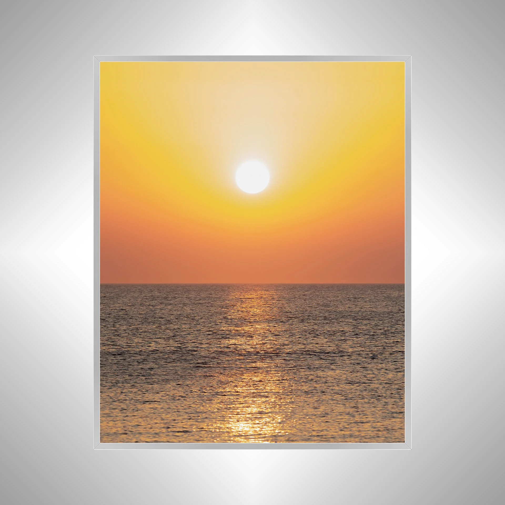 1:10 Golden Ocean Horizon- Silver.jpg