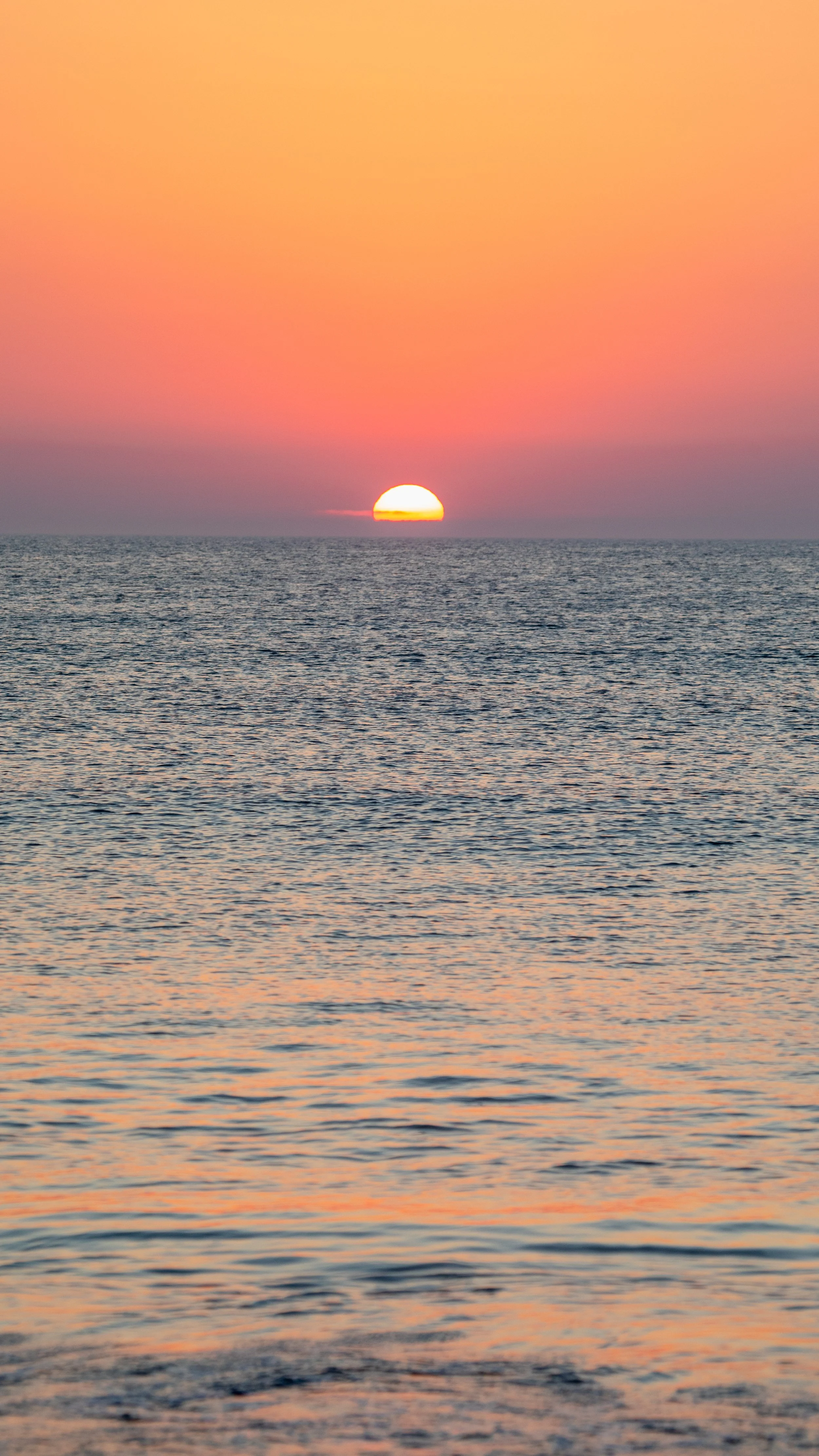 1:10 Beginning of Sunrise (Portrait).jpg