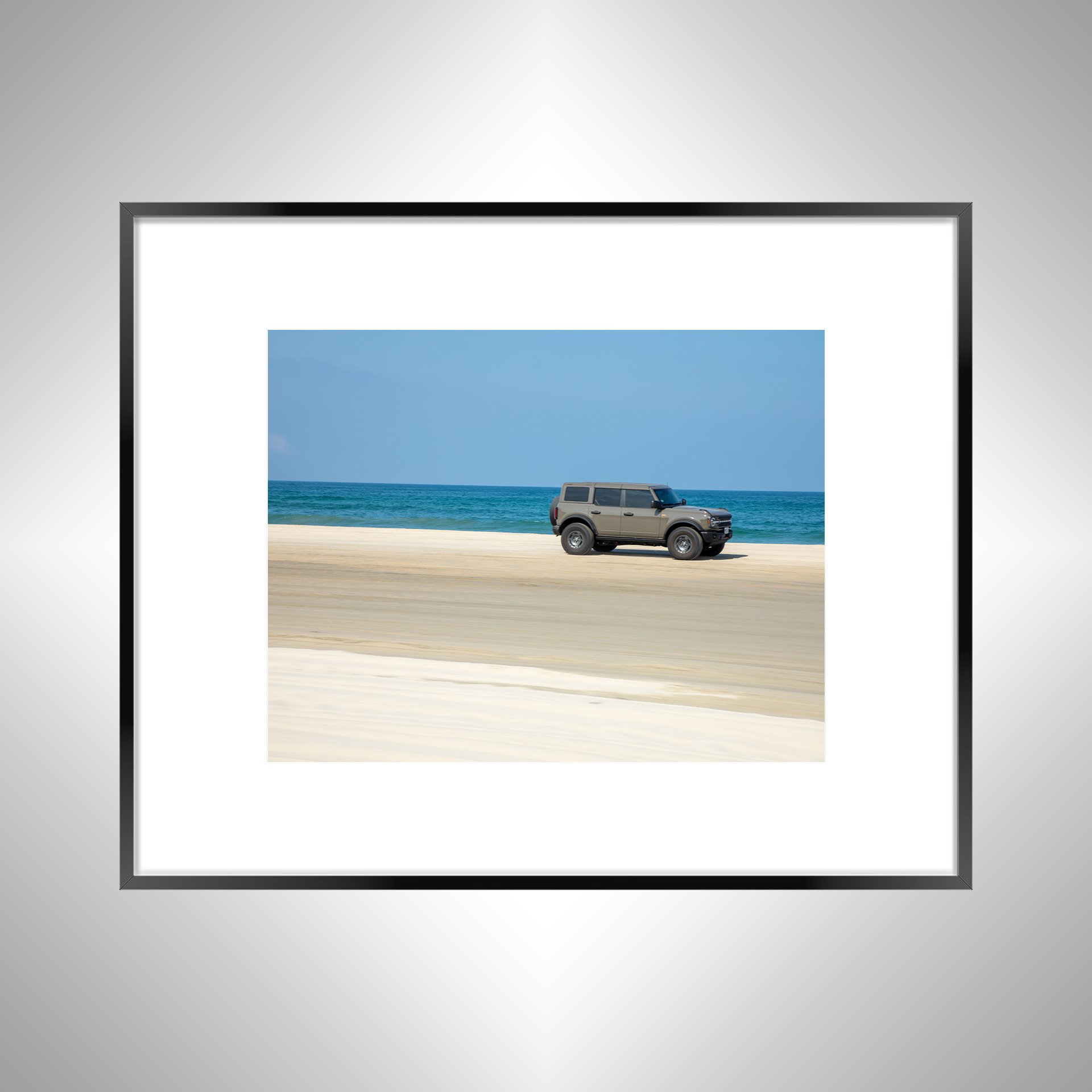 1:10 Beach Bronco in Carova- black w: Border.jpg