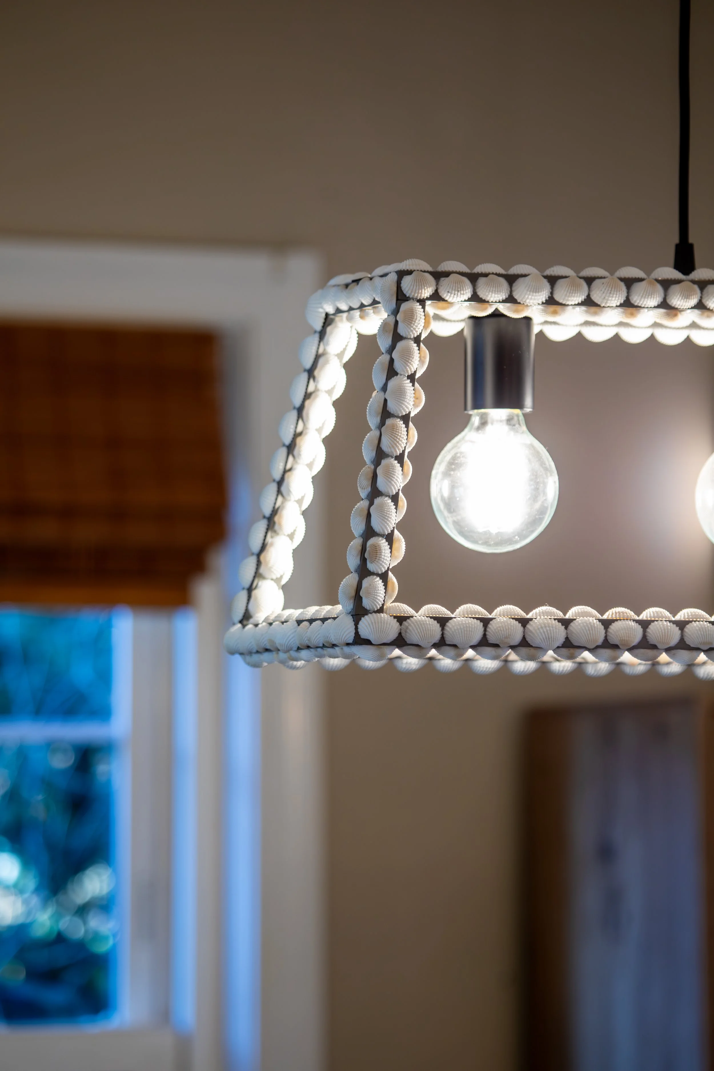 Photo & Video by Will Locke Product Photography in Norfolk, VA for Carolina Willow Shell Art. 