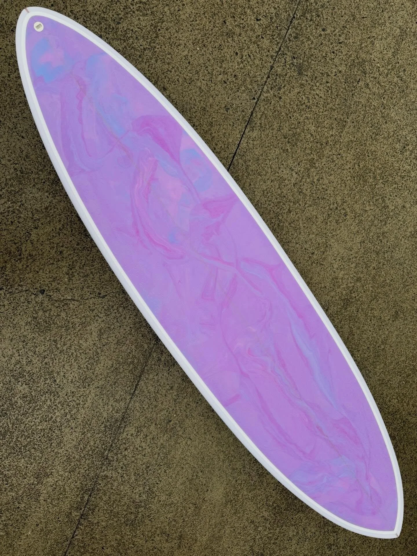 7&rsquo;4&rdquo; x 21 3/4&rdquo; x 2 7/8&rdquo; ~ 52 litres
Custom mid-length for Alice.