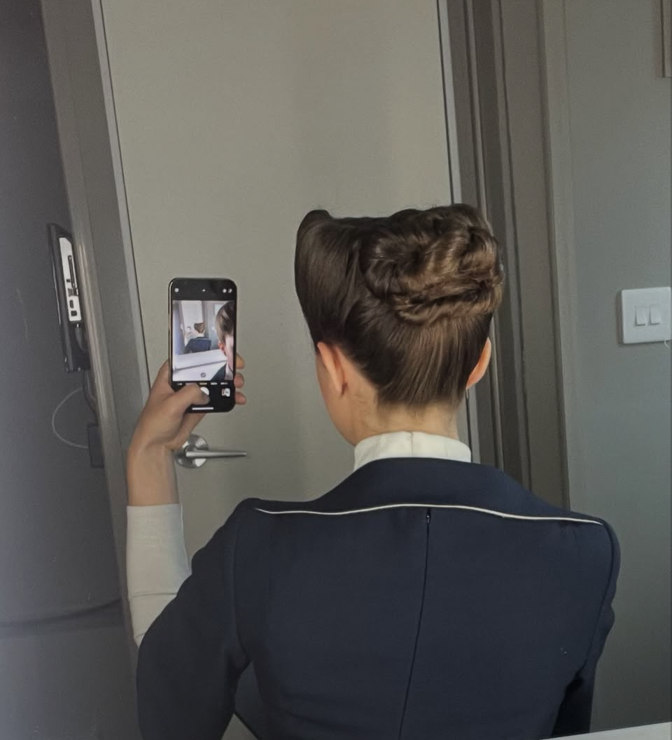 ElizabethHair1.PNG