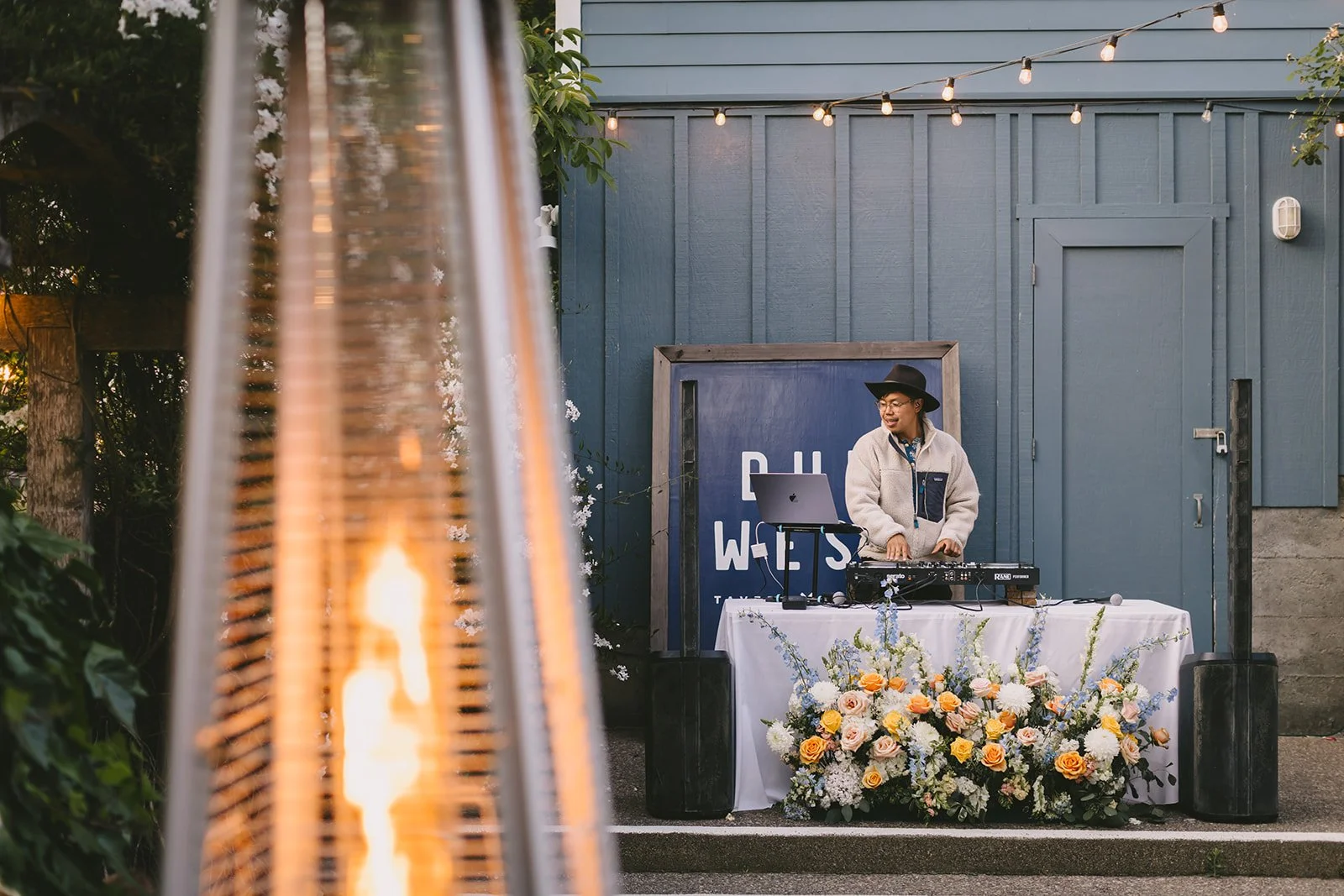 Taylor and Lana2805_websize.jpg