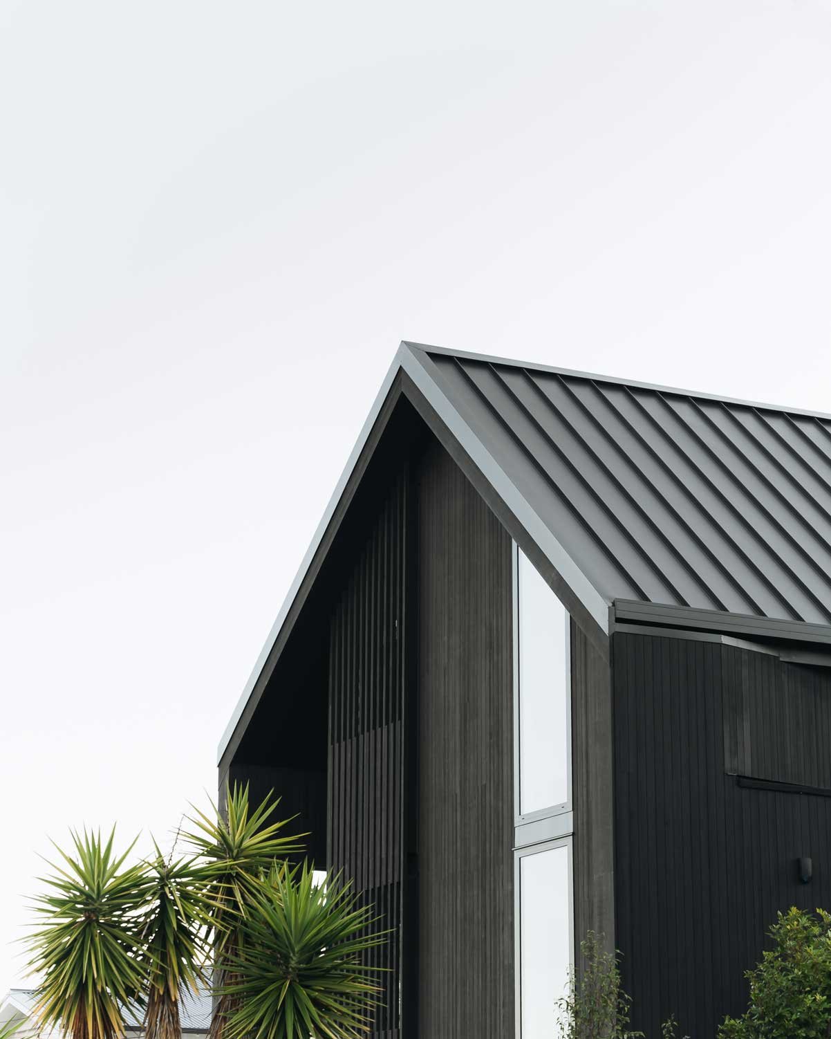 View from side of Swift Roofing installed Eurostyle Spanlok 365 Roof in Westmere for C&C Renovations - Image c/o C&C Renovations