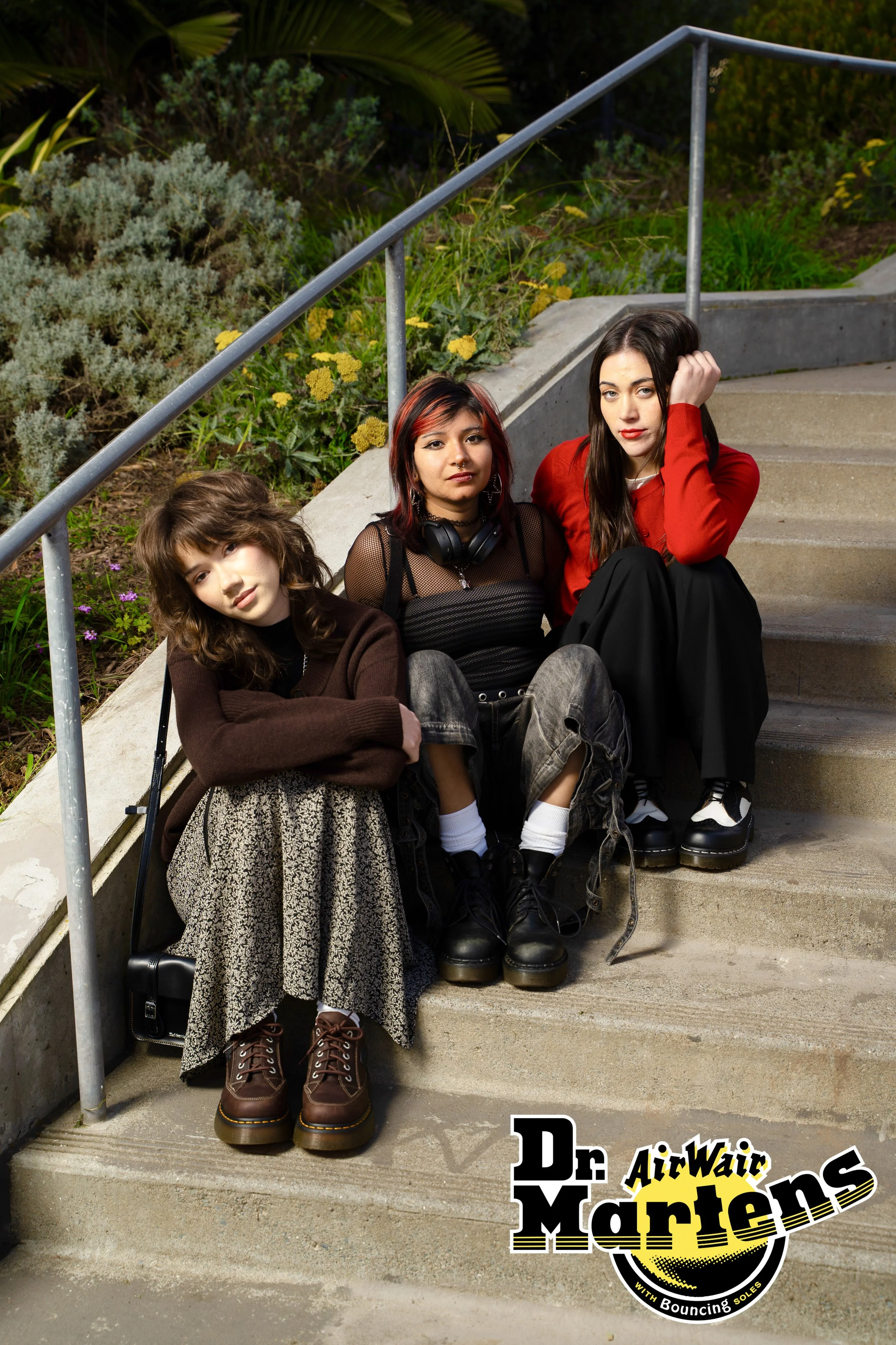 girls2.jpg