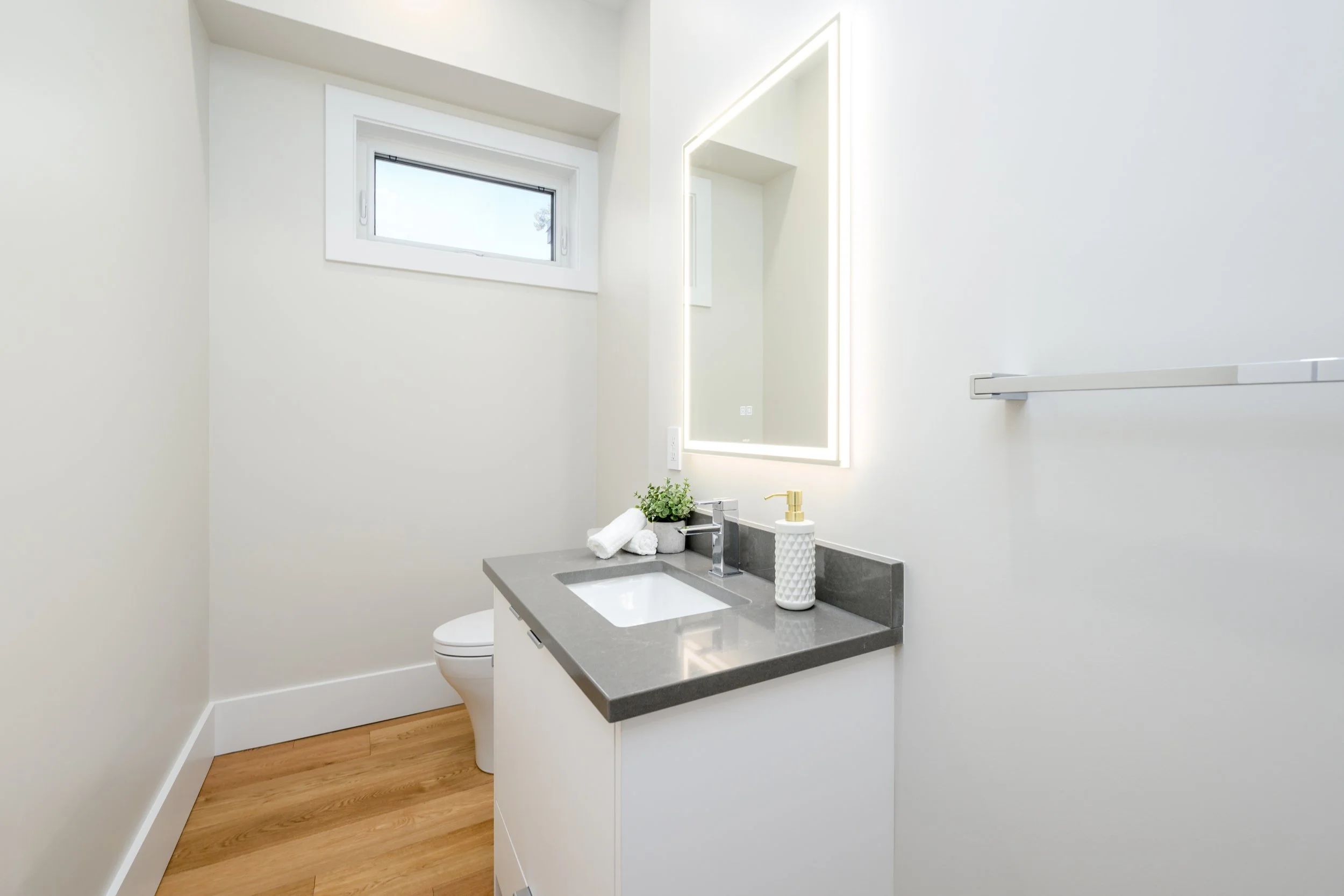 Main 2 Piece Bathroom.JPG