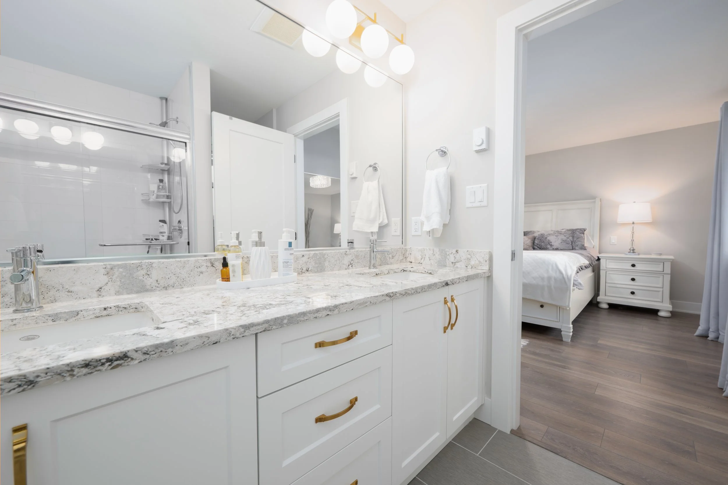 Primary Ensuite 2.jpg