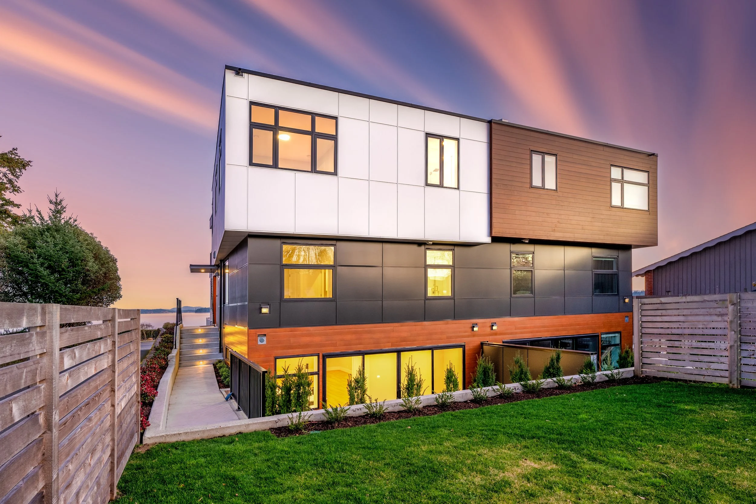 Twilight - Back 1.JPG