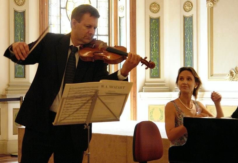 In concert with David Hall Johnson, Rio International Cello Encounter, Brazil