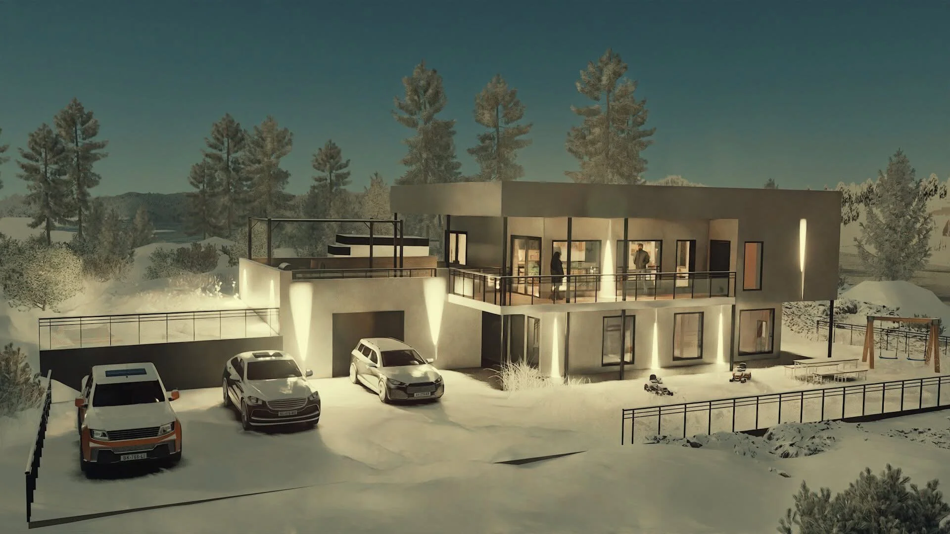 Modern to-etasjes hus i snølandskap med tre biler i innkjørsel, balkong med stoler og personer innendørs, omgitt av snø og fyrretrær.