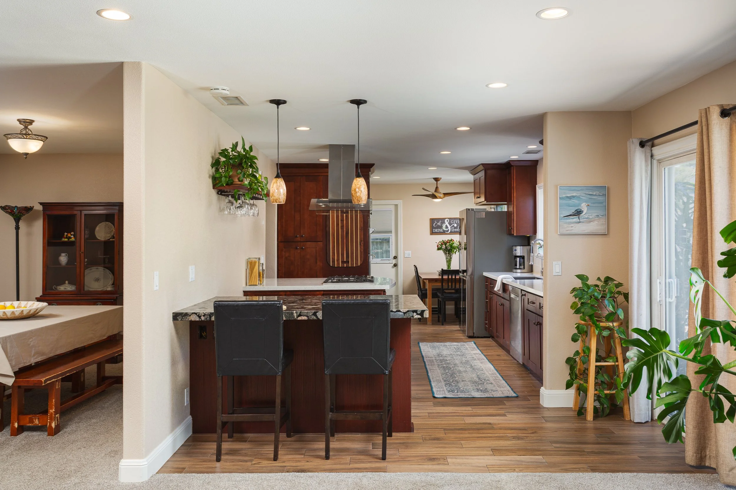 3131 Lincoln Way MLS-23.jpg