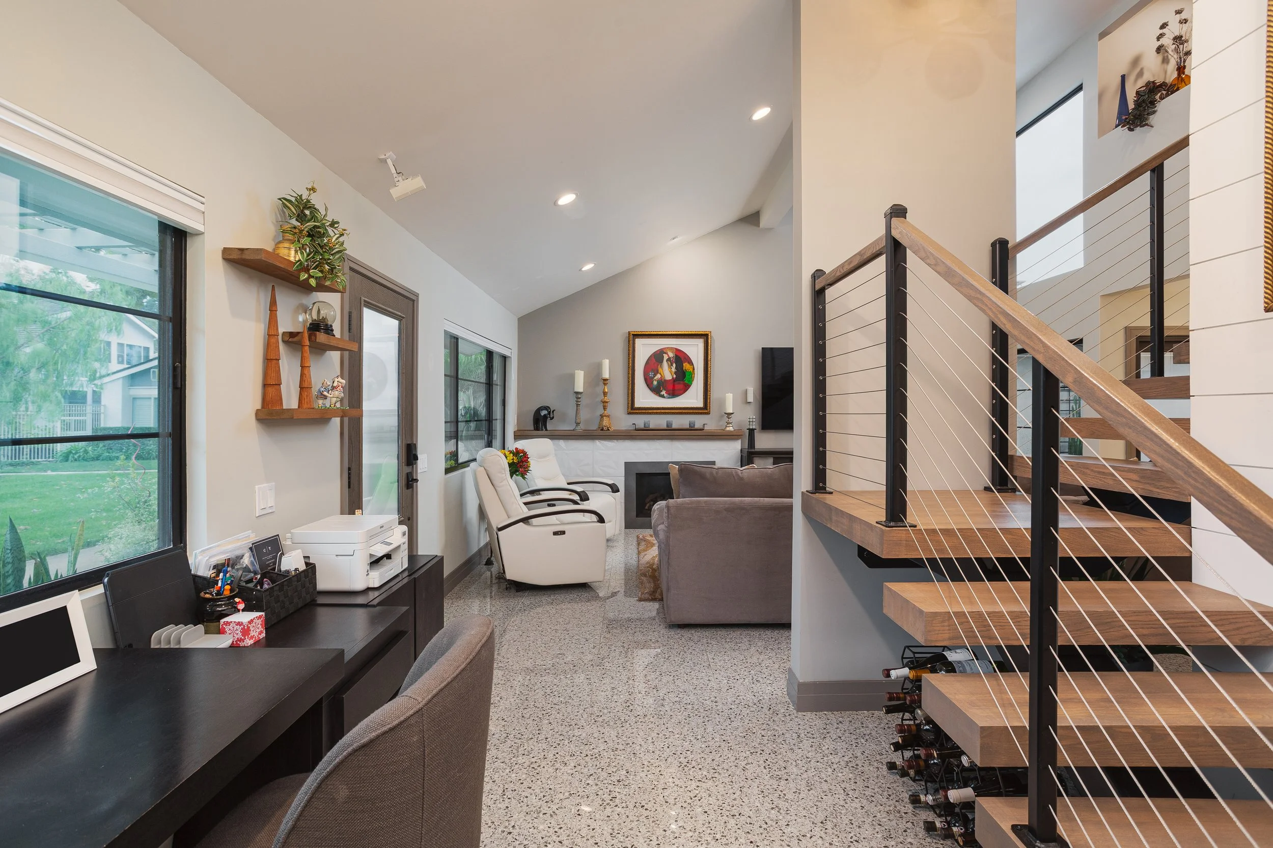 1916 Bay Crest St MLS-24.jpg