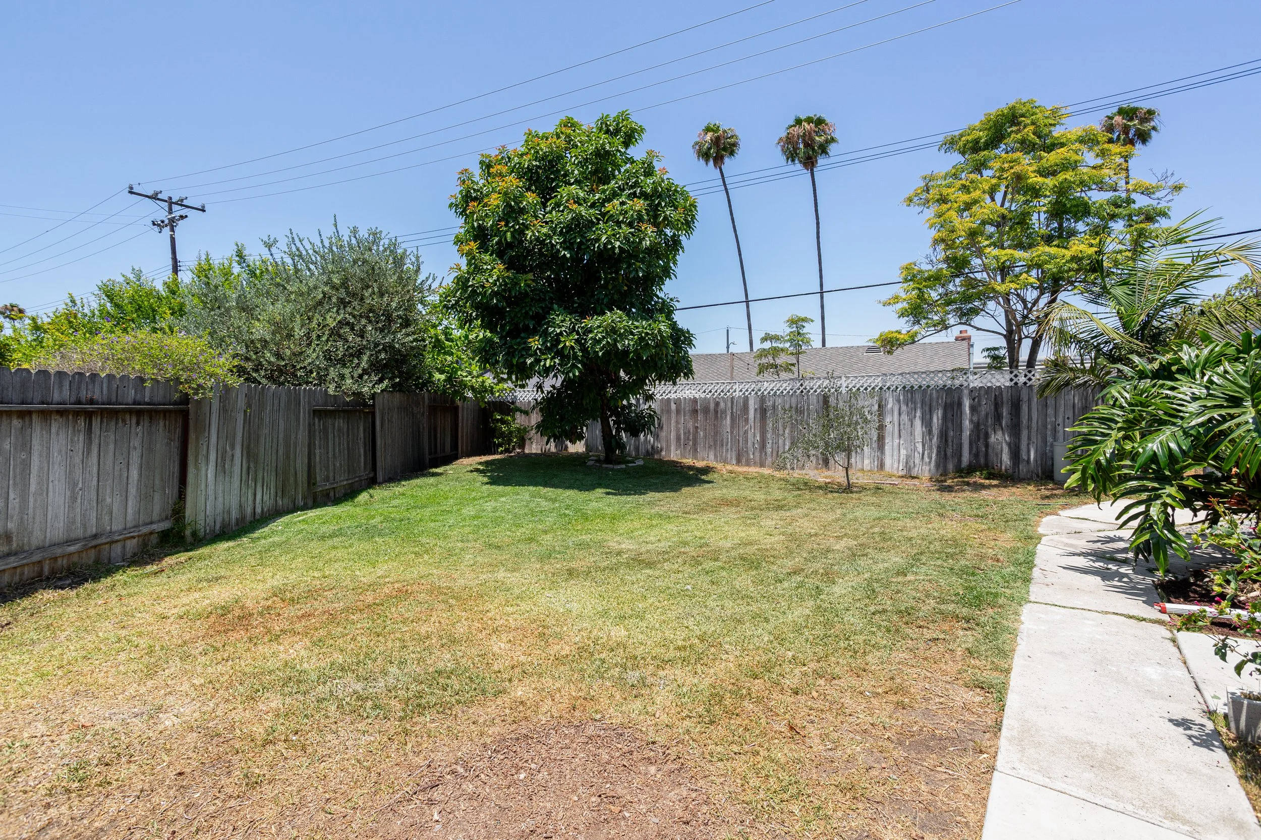 3131 Lincoln Way MLS-10.jpg