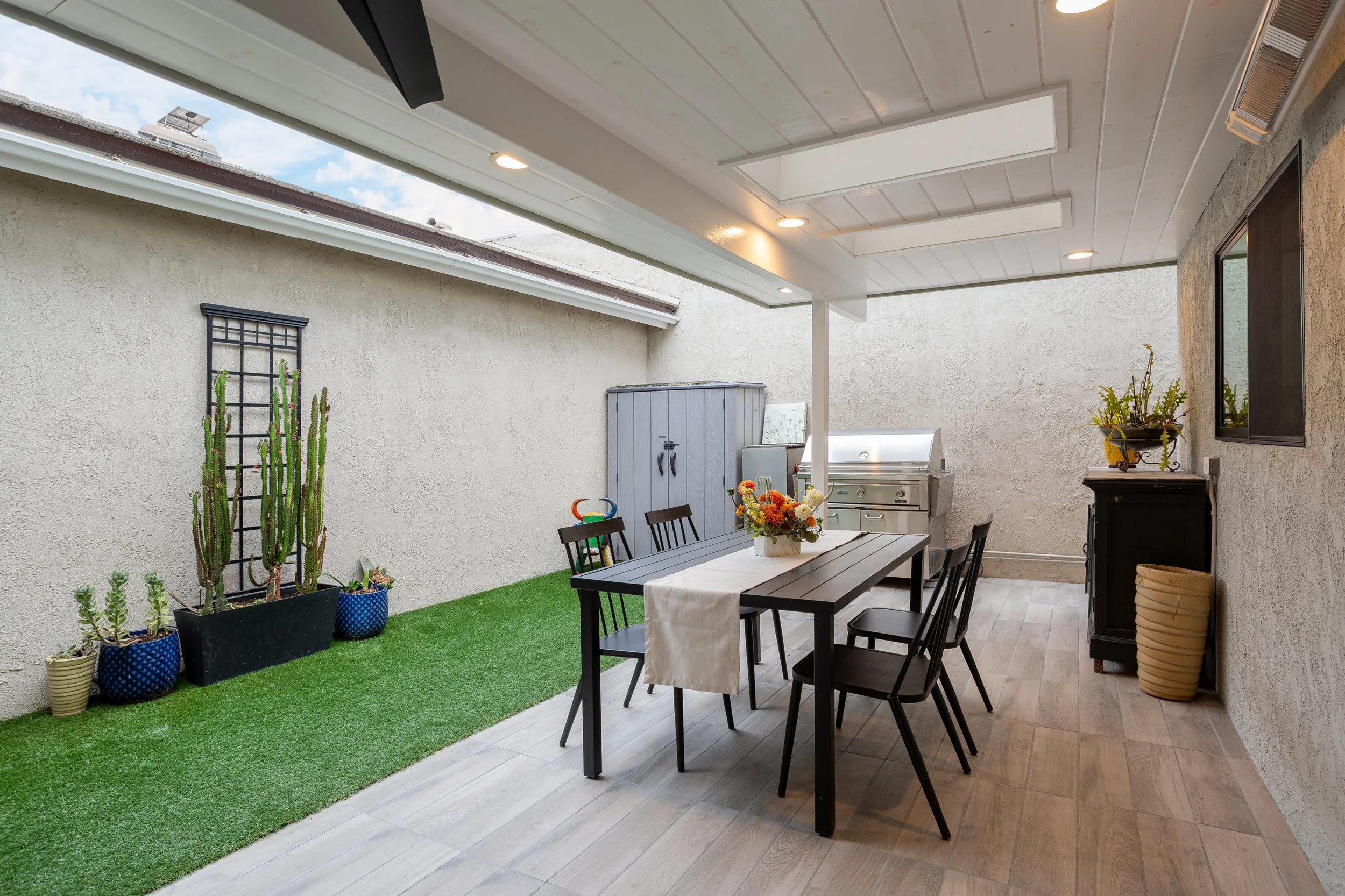 1916 Bay Crest St MLS-4.jpg