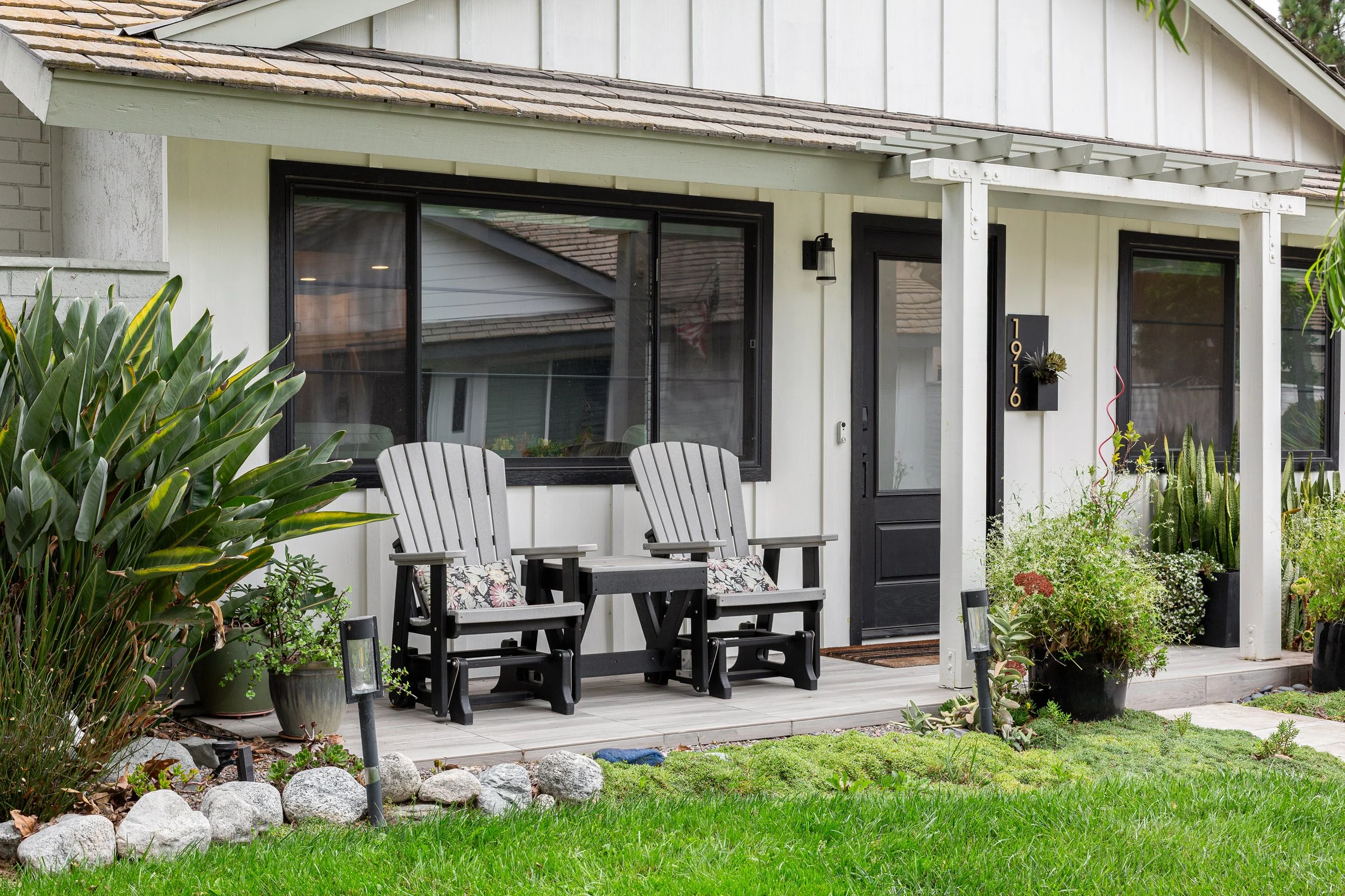 1916 Bay Crest St MLS-2.jpg