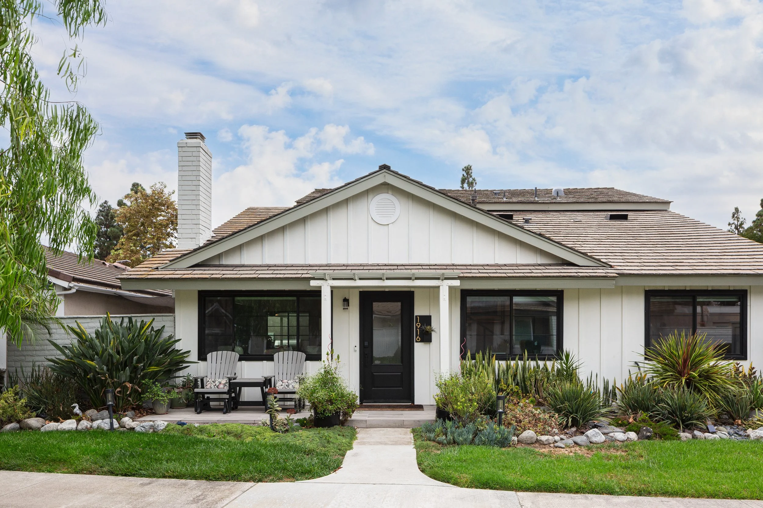 1916 Bay Crest St MLS-1.jpg