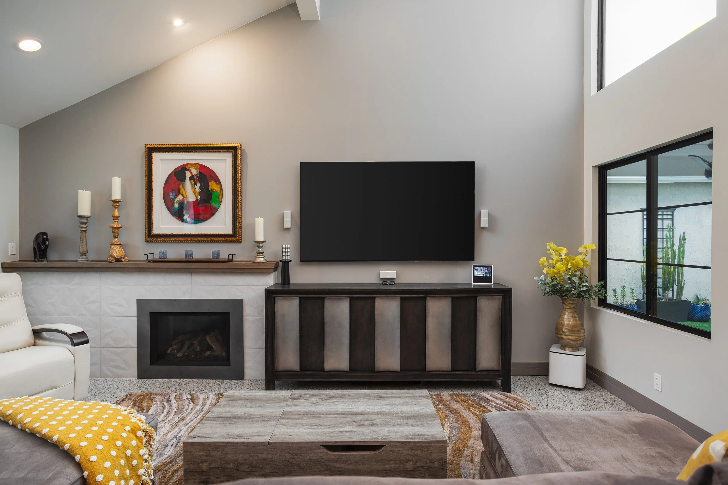 1916 Bay Crest St MLS-16.jpg