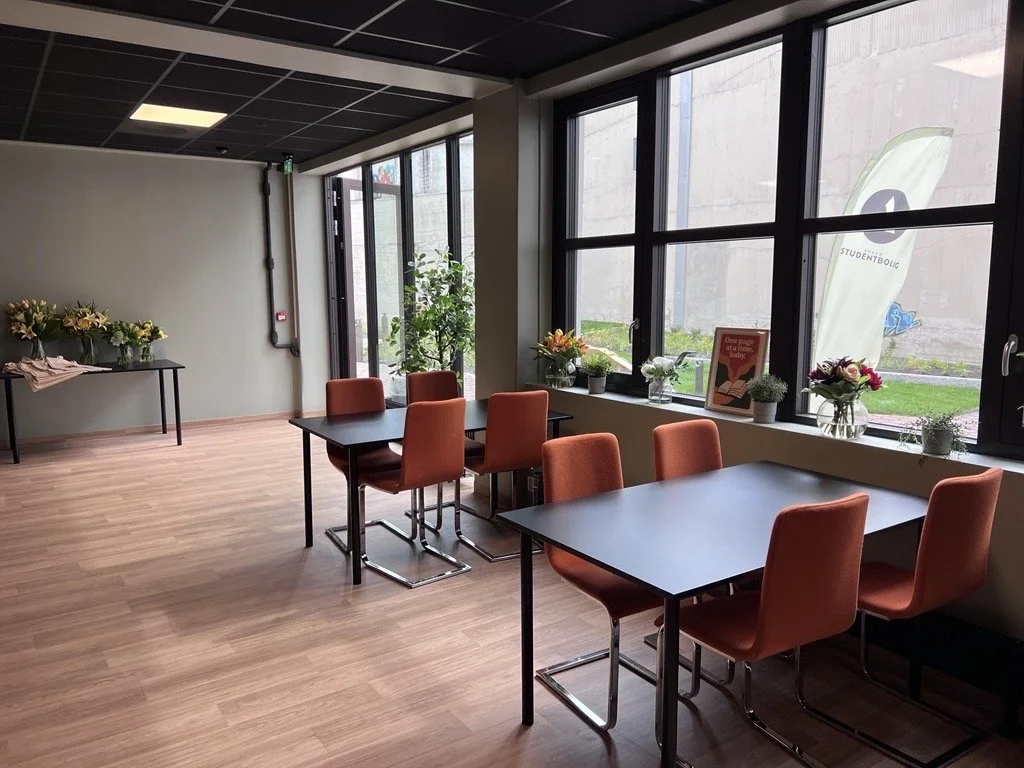 Største lesesalen i 1.etg. 