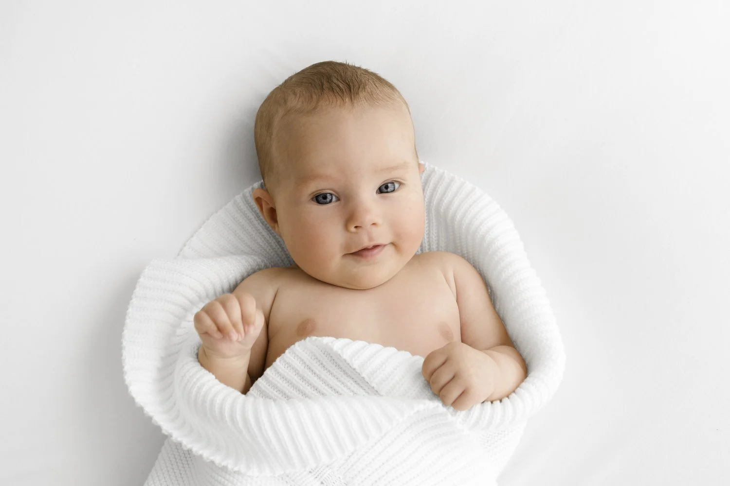 3 month old baby photographed by Ally Stuart-Ross Mabel and Moose Education