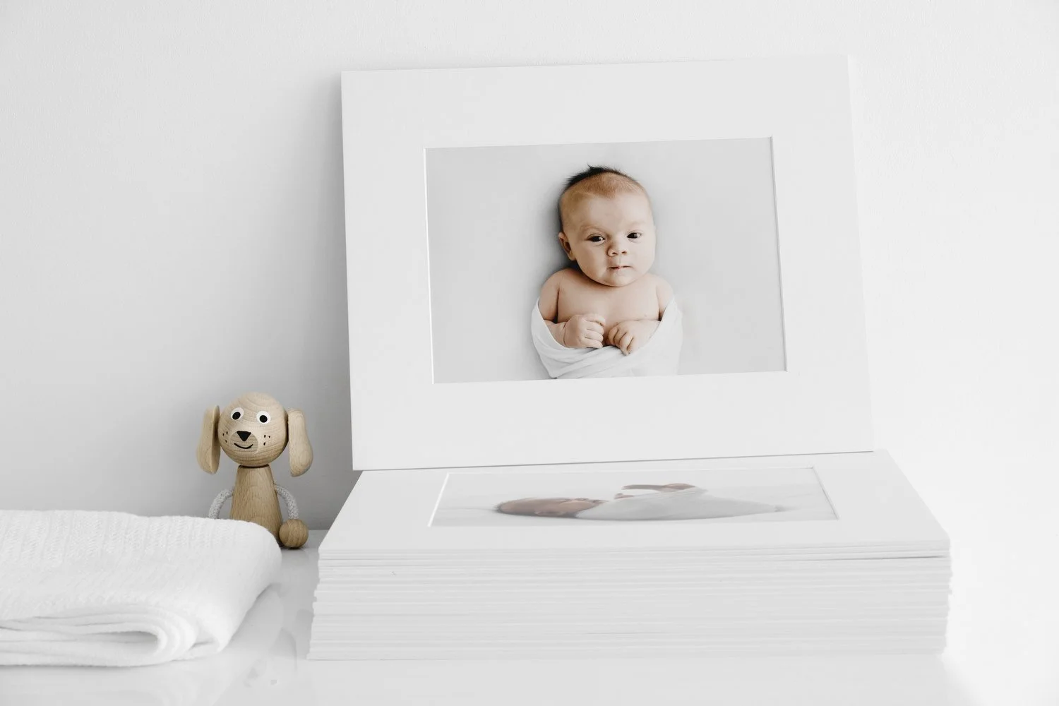 Newborn photography business by Ally Stuart-Ross Mabel and Moose Education