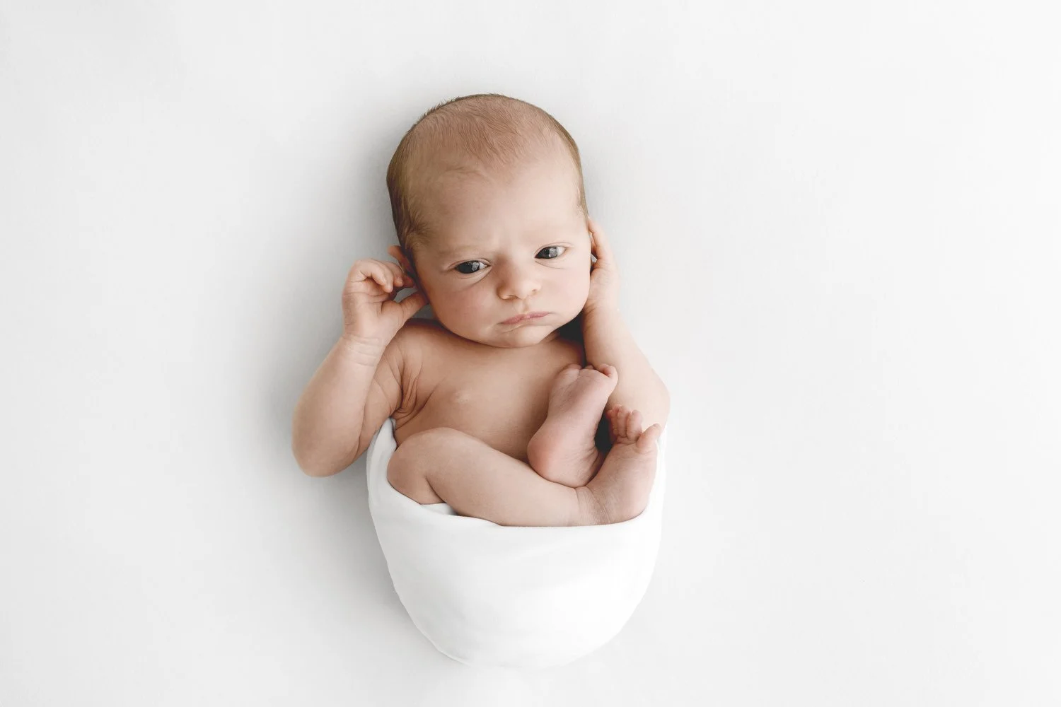 Newborn baby photographed by Ally Stuart-Ross Mabel and Moose Education