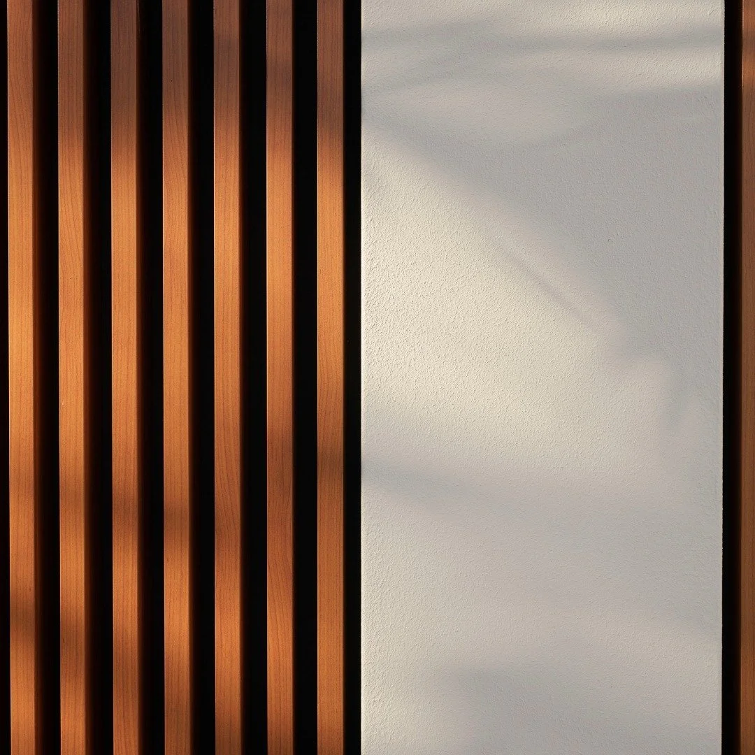 The magic lies in the details. Subtle variations in texture that radiate distinct differences in light reflection. These nuances become increasingly noticeable through the enjoyment of the outdoor spaces, taking moments to pause and be fully present 