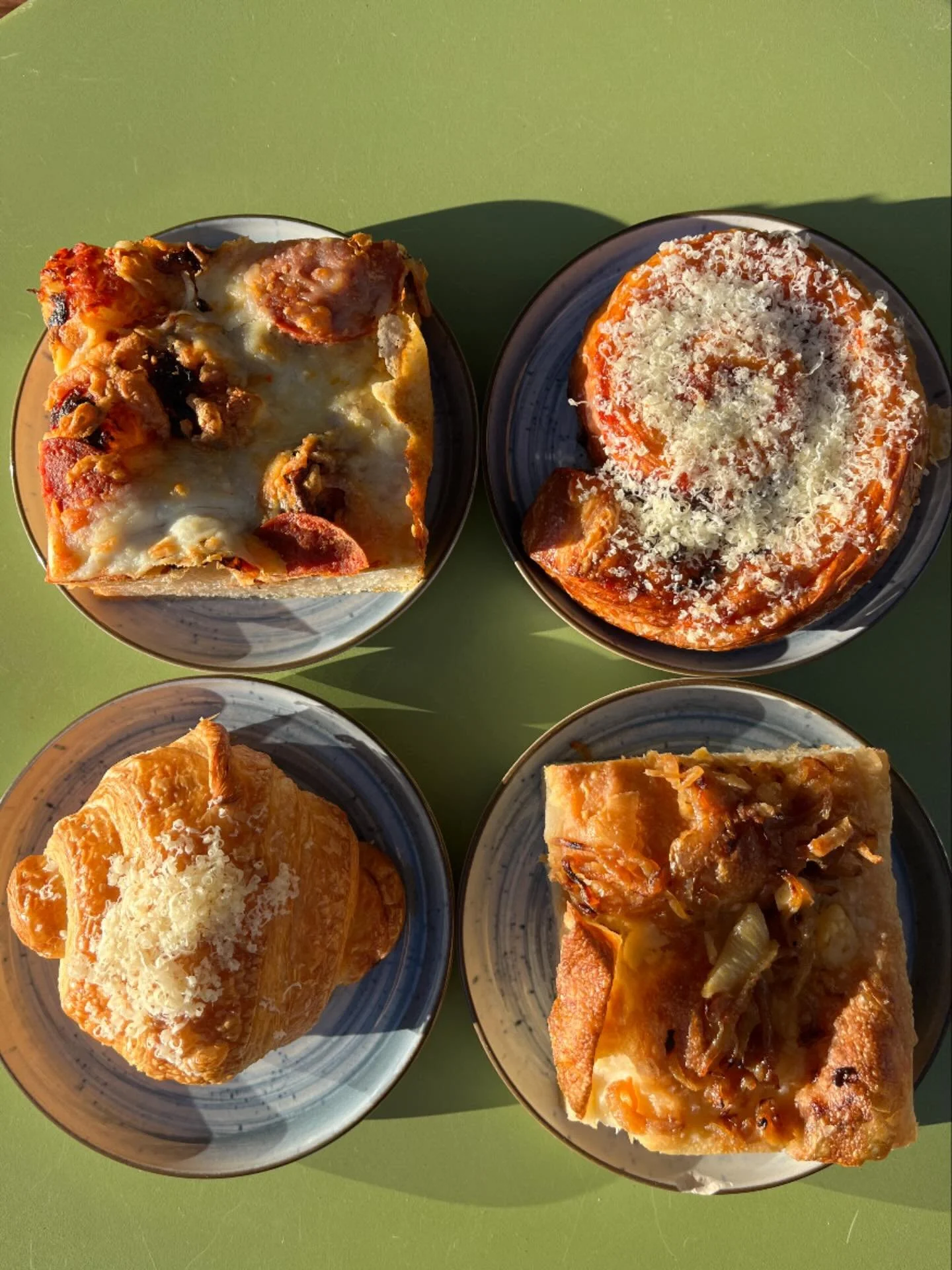 Have you tried our new savoury bites yet? 🌶️🥐🍕

-Pepperoni Pizza Focaccia
-Caramelised Onion &amp; Cheddar Focaccia
-Chilli Jam &amp; Cheese Swirl
-Ham &amp; Cheese Stuffed Croissant

Available Tuesday-Sunday ✨