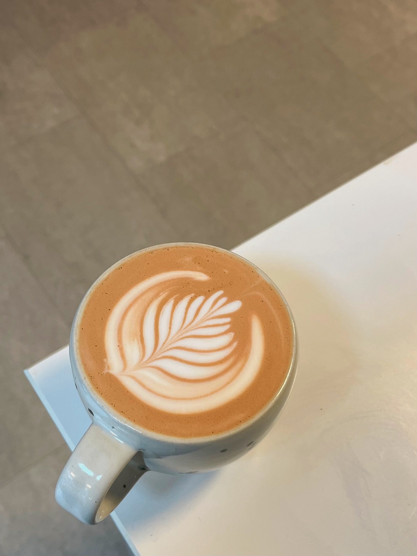 A classic latte made with our house roast @unorthodoxroasters Wee Stoater and @mossgiel.farm Organic Milk. 

Just good coffee and proper milk . . . nae fuss

#coffeeshop #scottishcoffee #latteart #kilmarnock #specialitycoffee