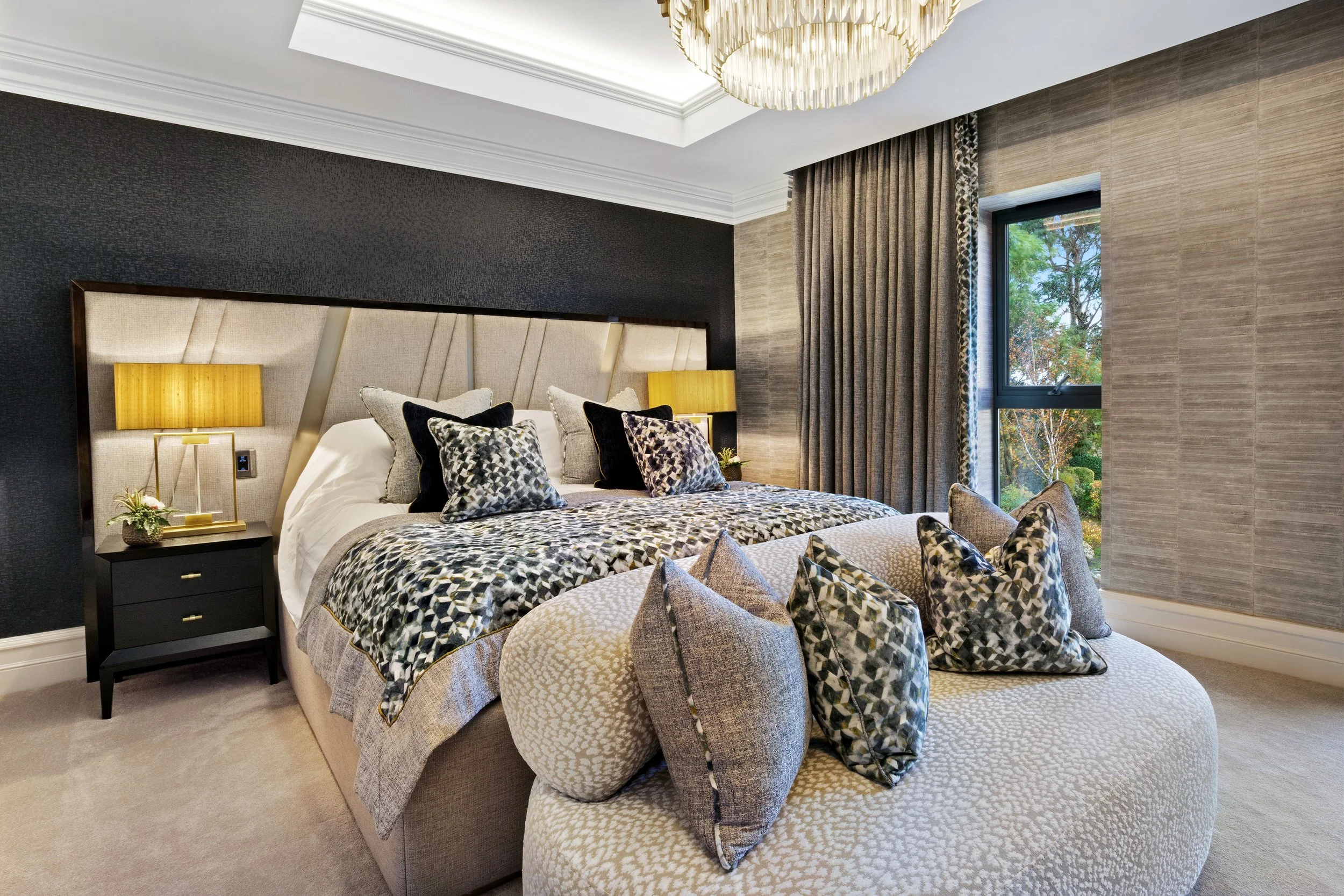 Charlotte-Gale-Ben-Huckerby-Design-P-12x8-1733.jpg