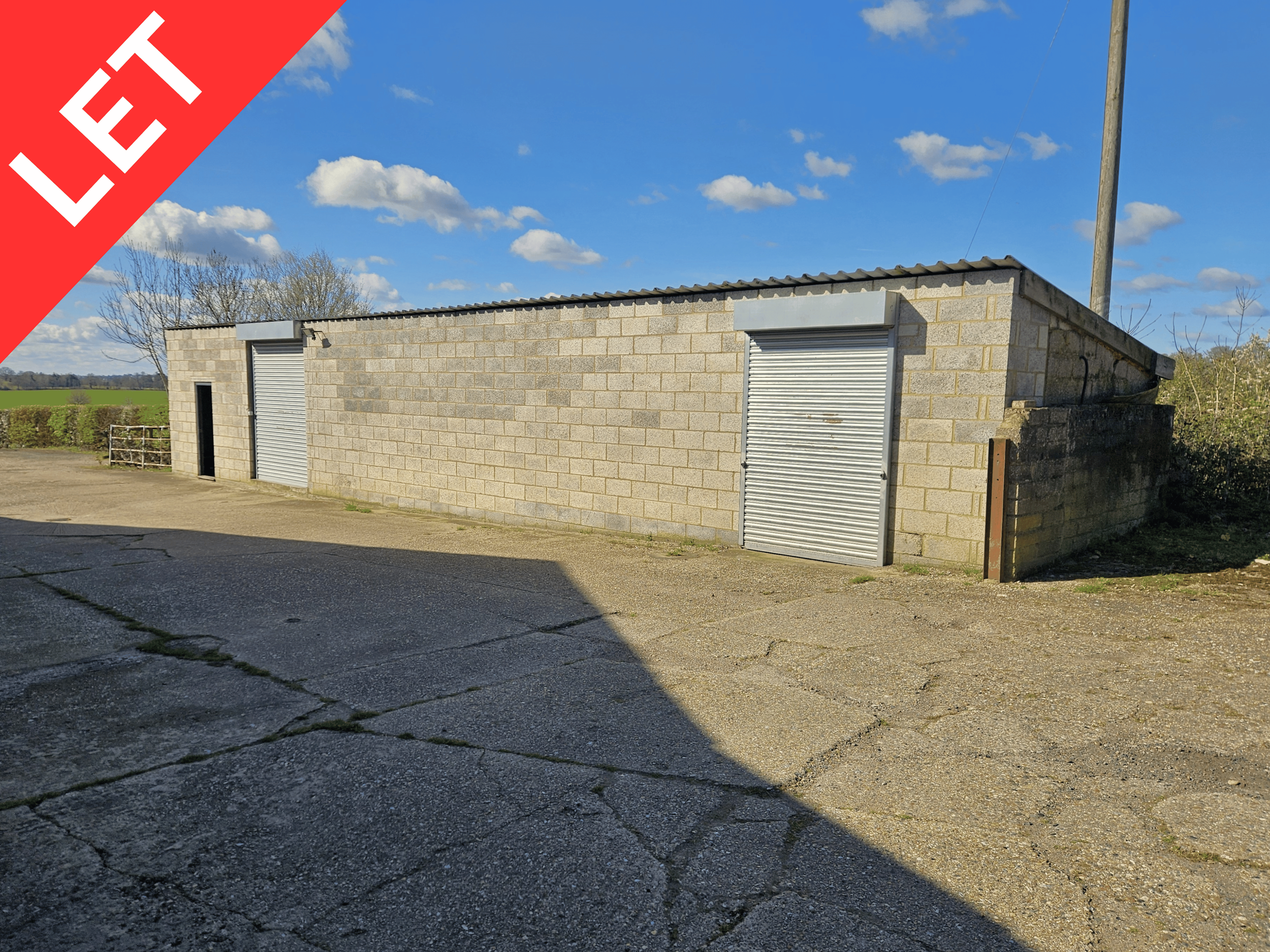 Beech Barn Farm, The Ridgeway, Enfield - £700pcm